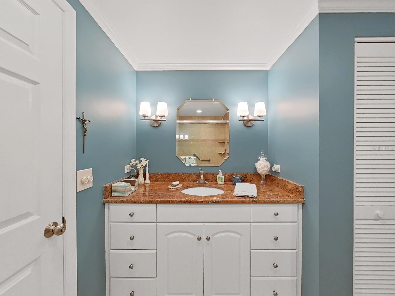 8 BELLEVIEW BLVD #405