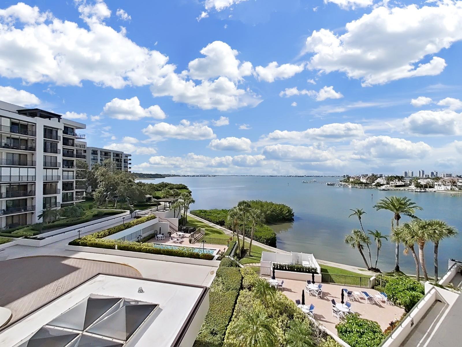 8 BELLEVIEW BLVD #405