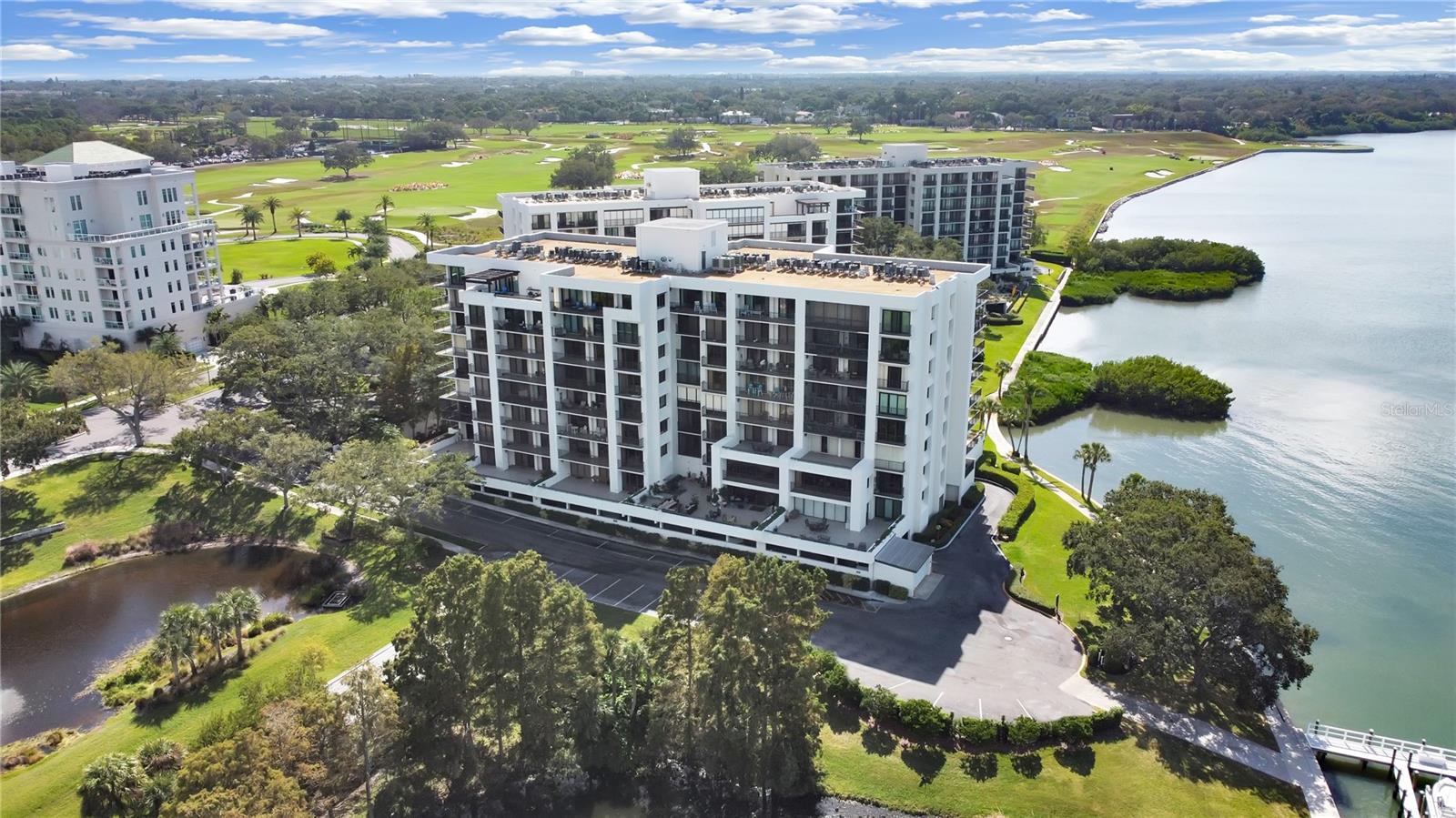 8 BELLEVIEW BLVD #405