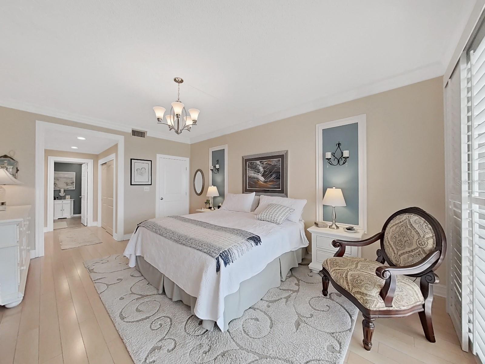 8 BELLEVIEW BLVD #405