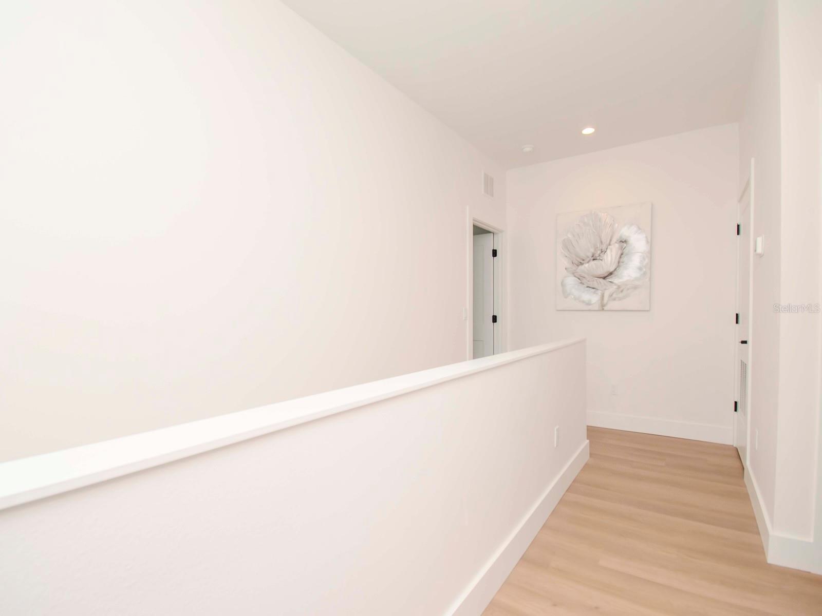 6235 S MANHATTAN AVE #11