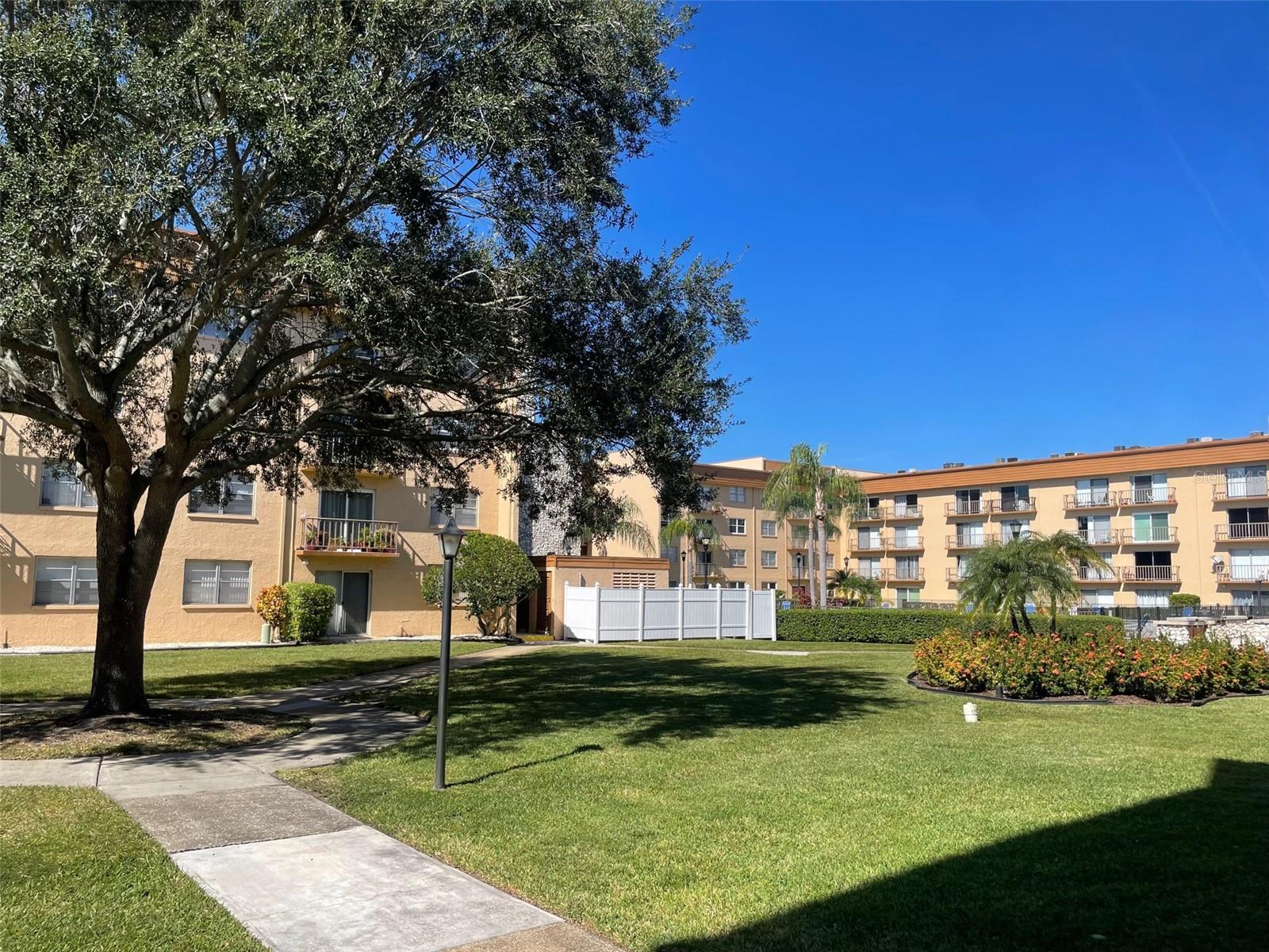 5820 N CHURCH AVE #207