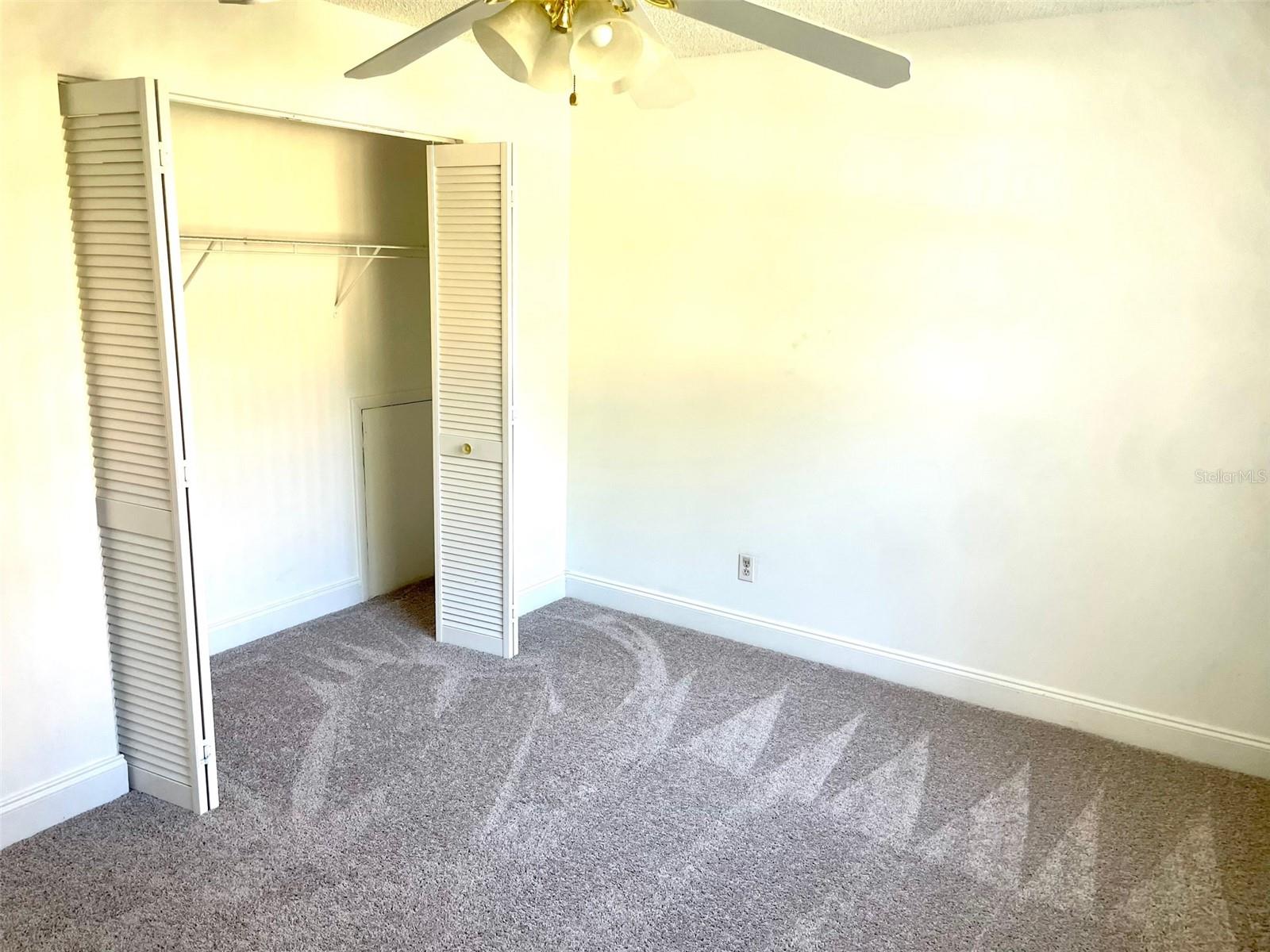 5820 N CHURCH AVE #207