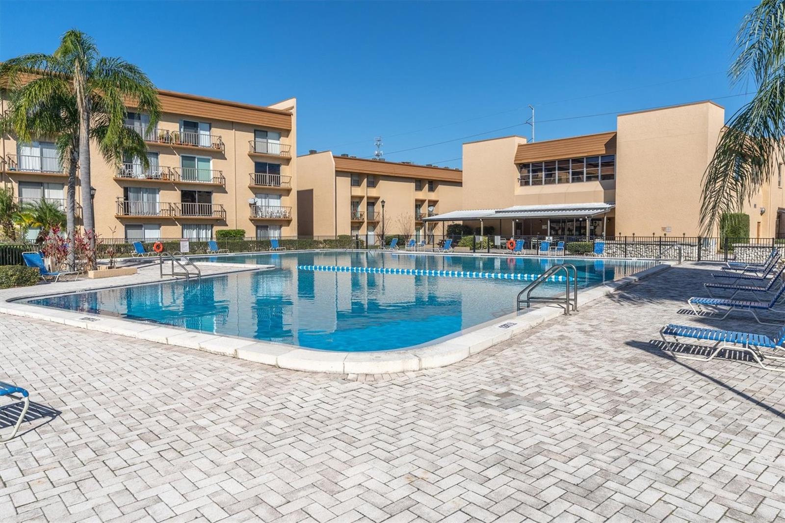 5820 N CHURCH AVE #207