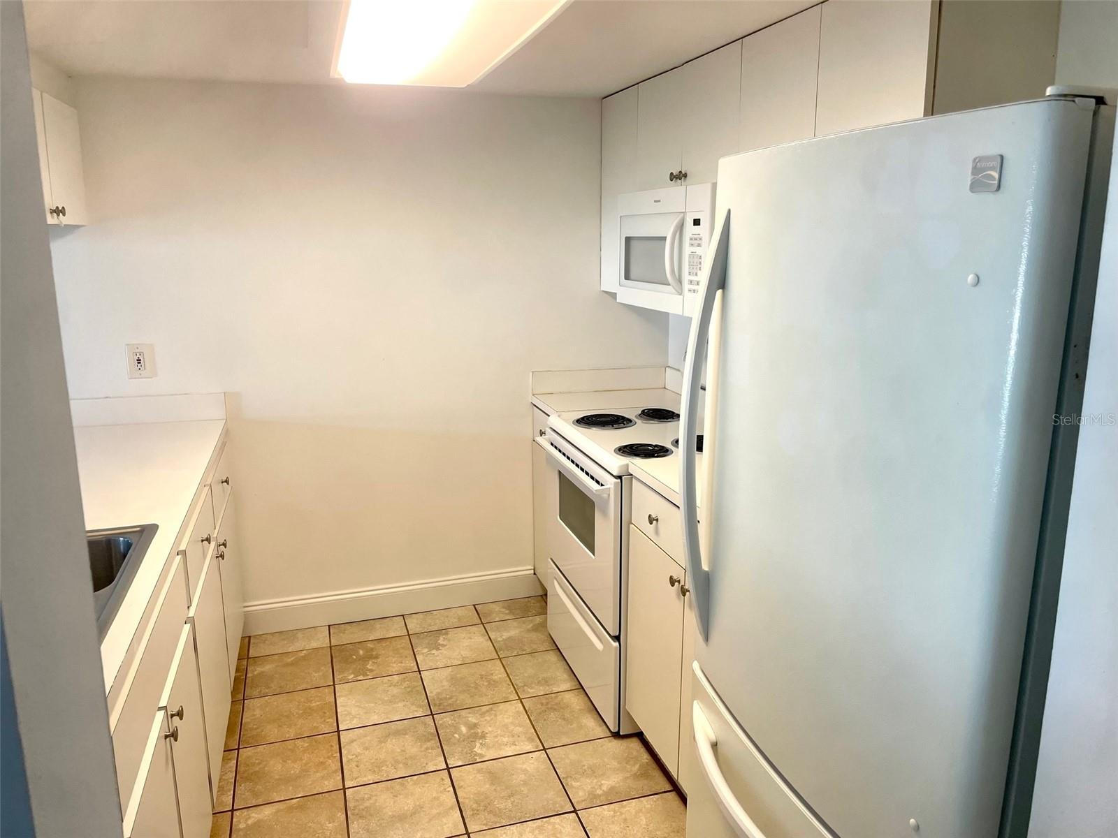 5820 N CHURCH AVE #207