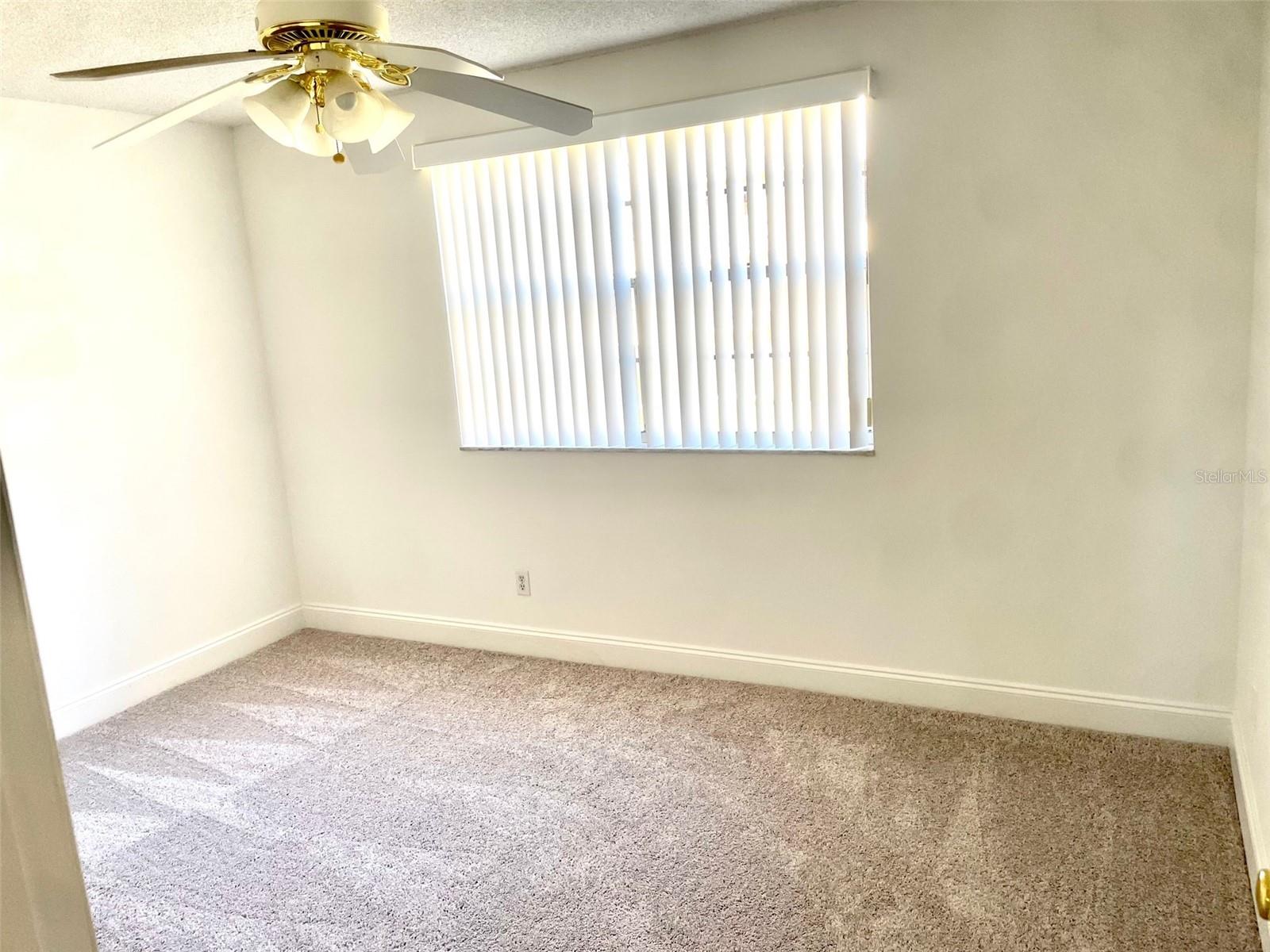 5820 N CHURCH AVE #207