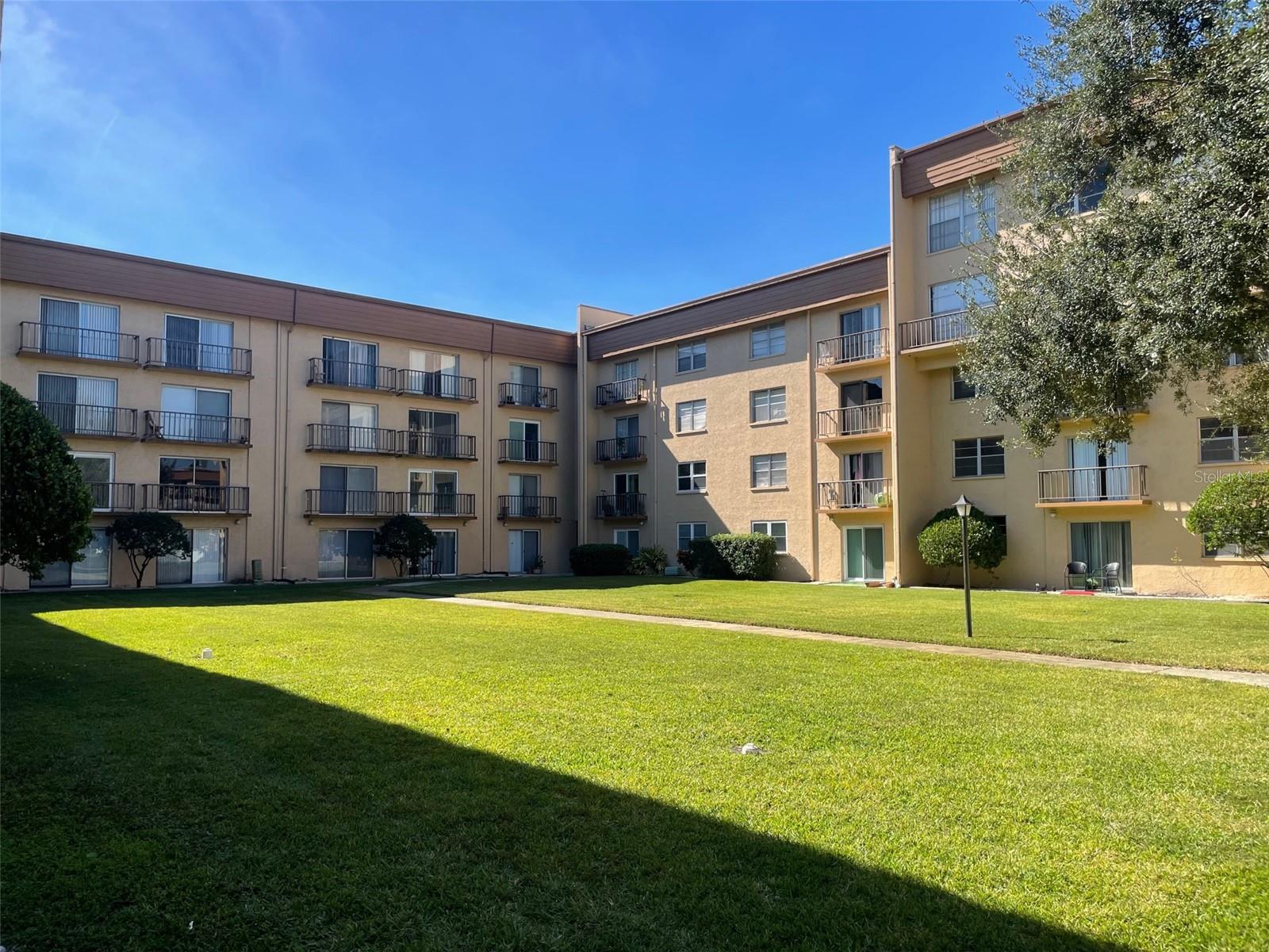 5820 N CHURCH AVE #207