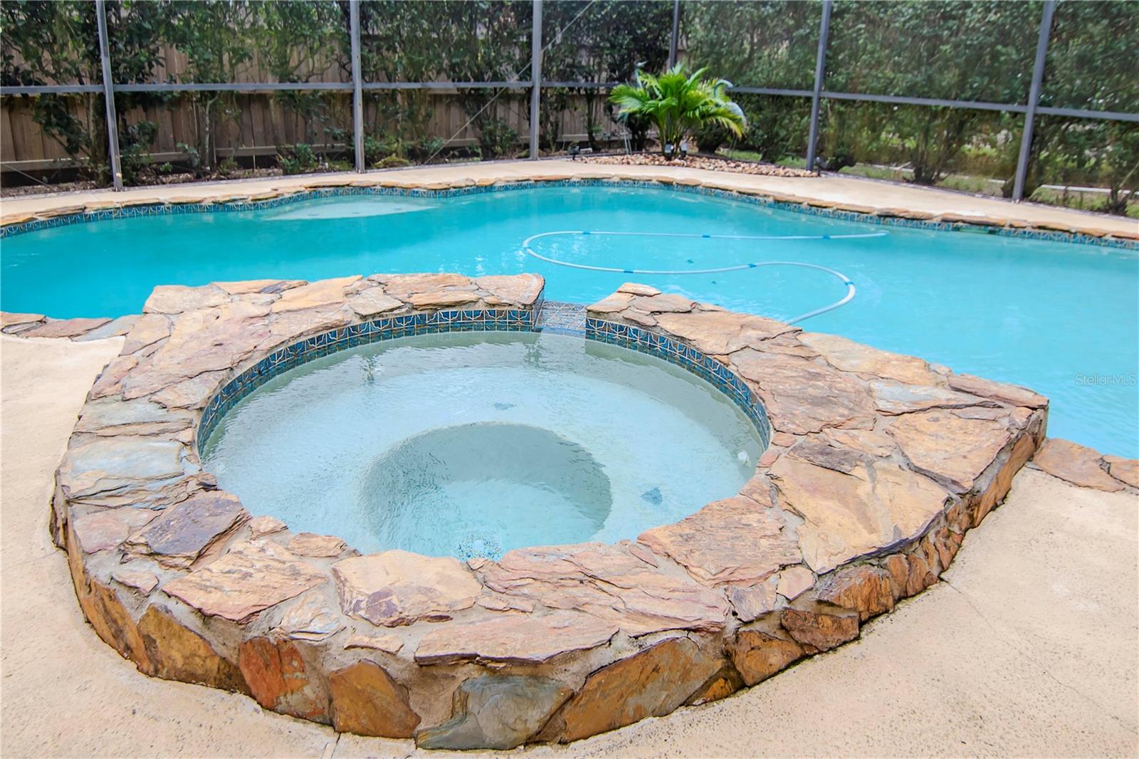 18902 EDINBOROUGH WAY