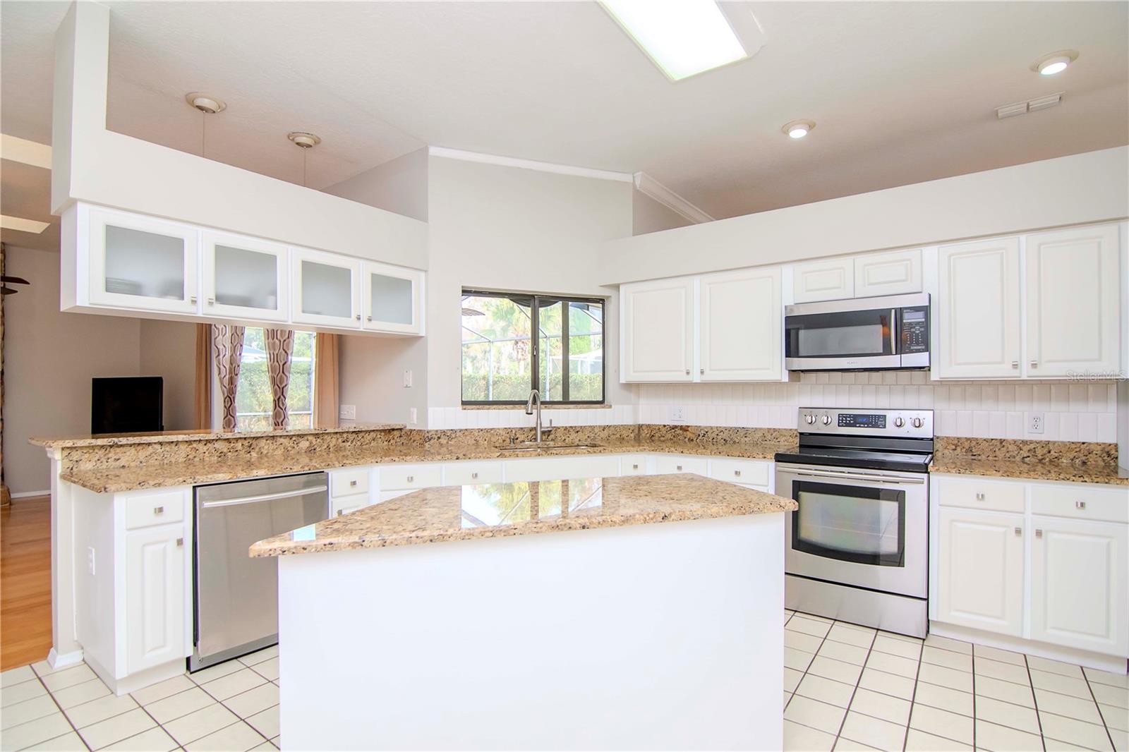 18902 EDINBOROUGH WAY