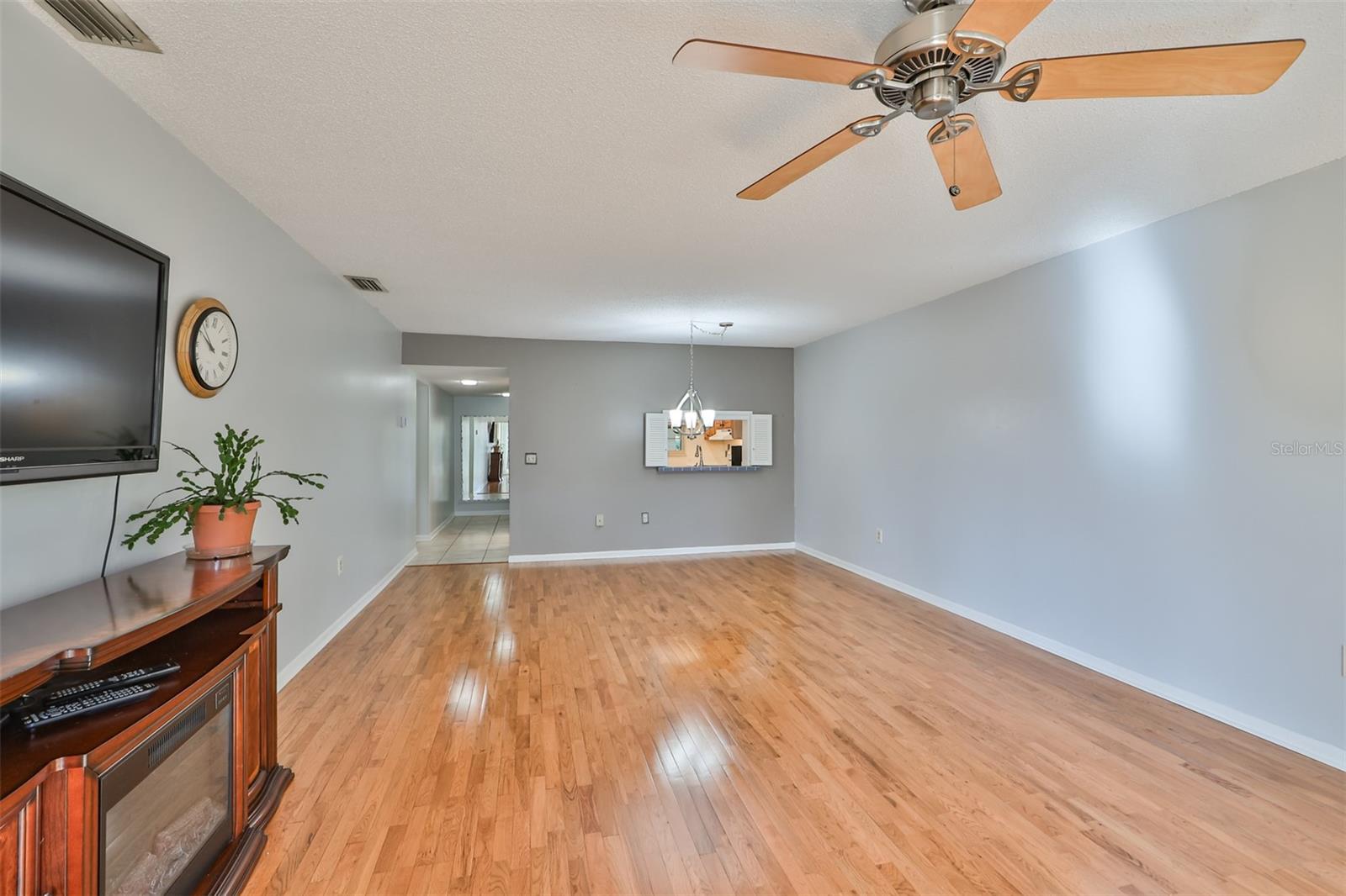 19029 US HIGHWAY 19 N #4-11