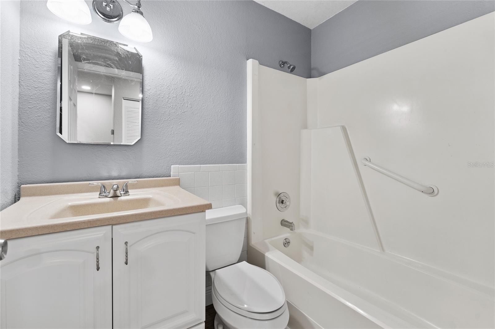 2700 BAYSHORE BLVD #588