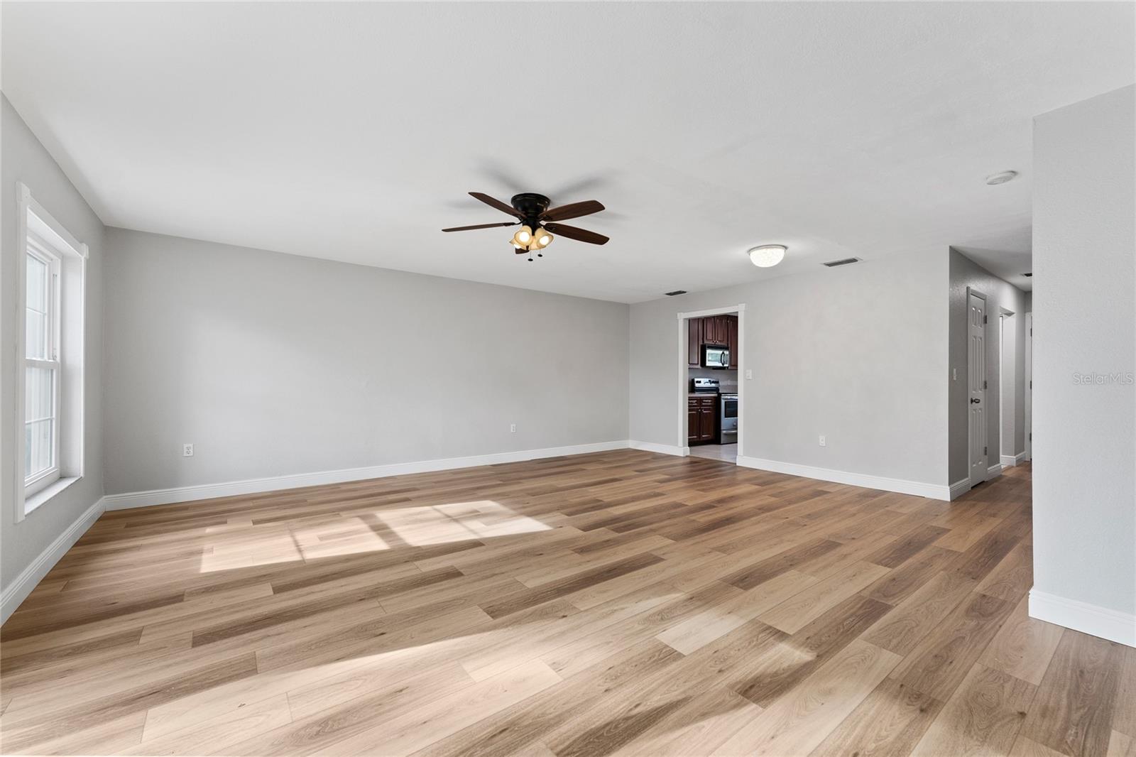 2700 BAYSHORE BLVD #588