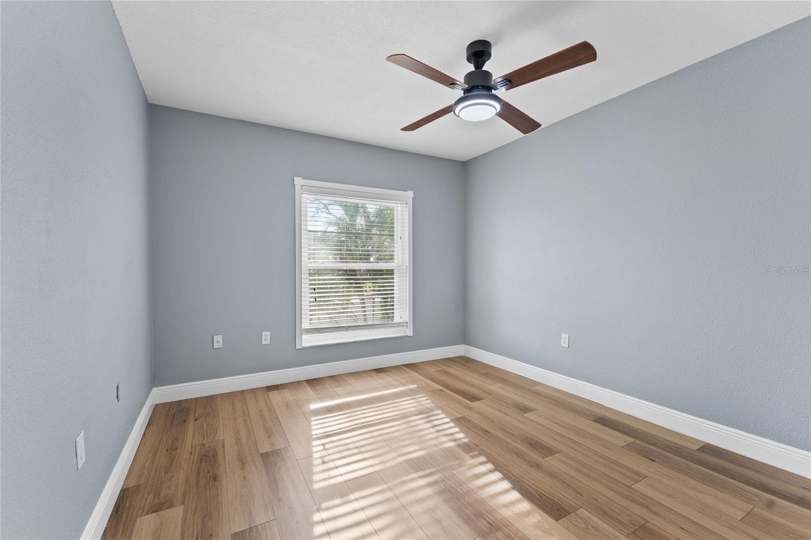 2700 BAYSHORE BLVD #588