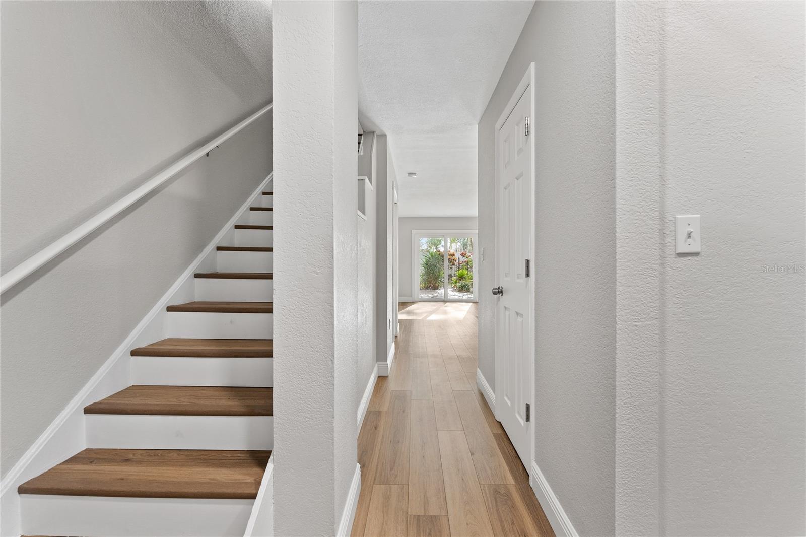 2700 BAYSHORE BLVD #588