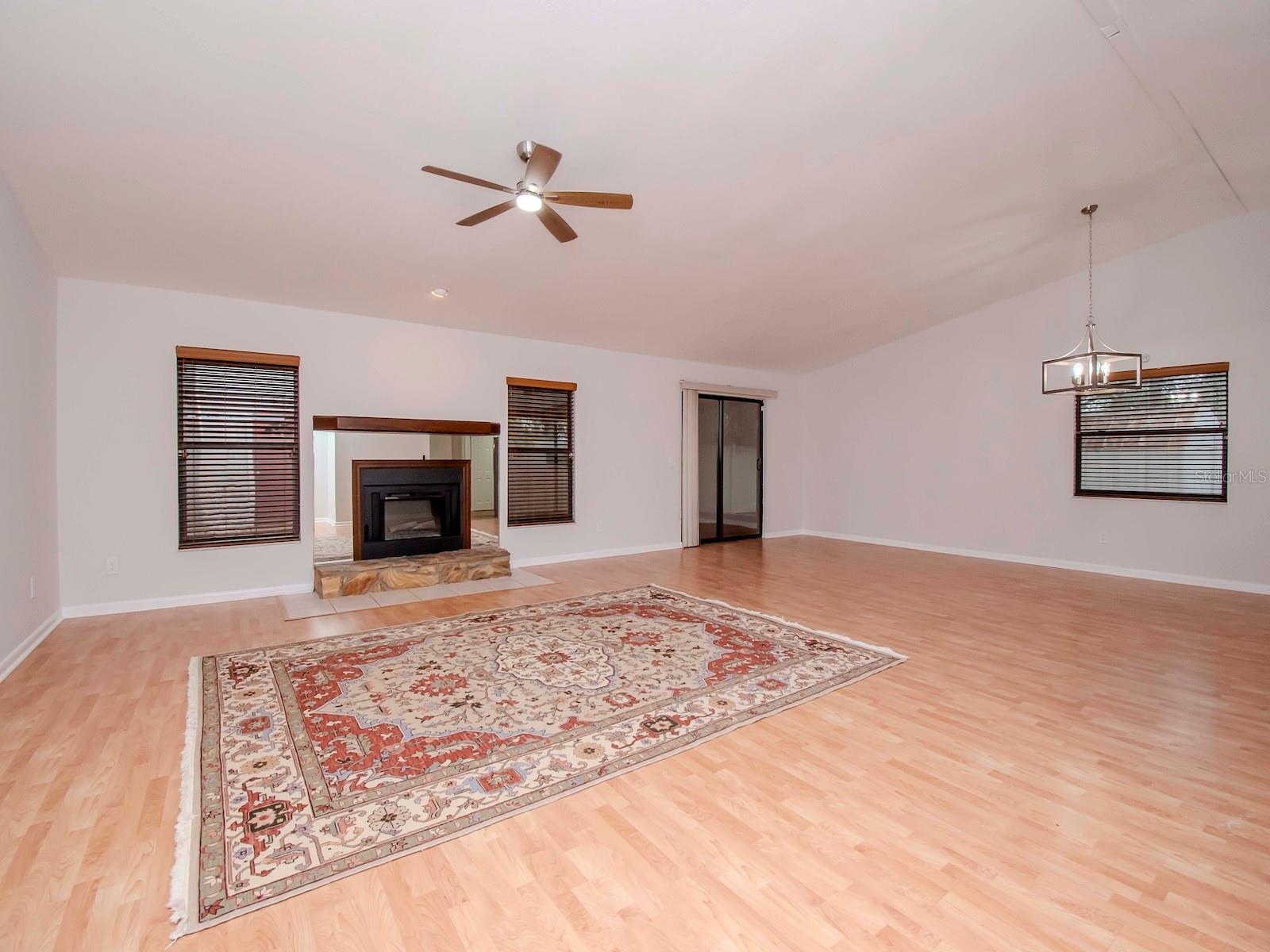 6706 PARADISE BAY WAY