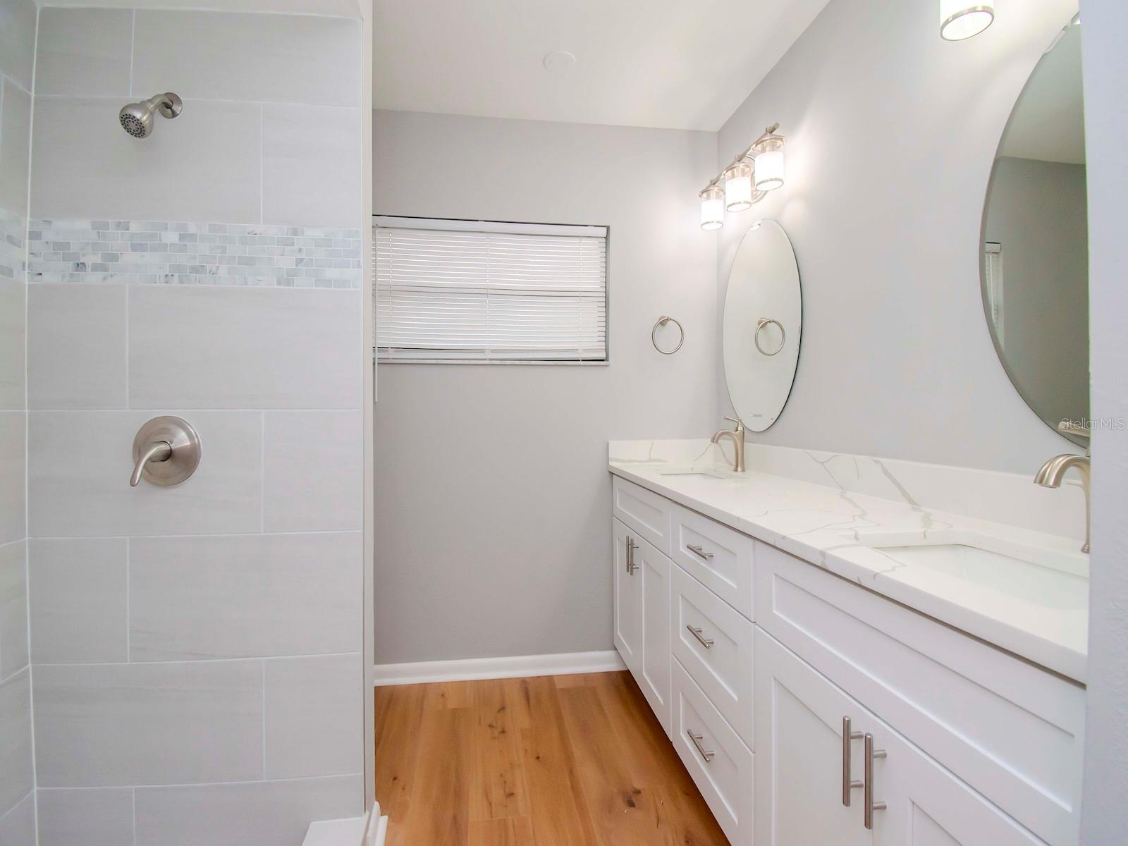 6706 PARADISE BAY WAY