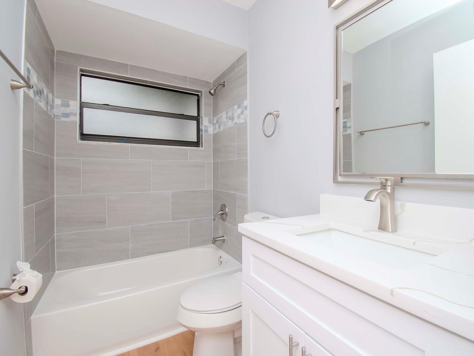 6706 PARADISE BAY WAY