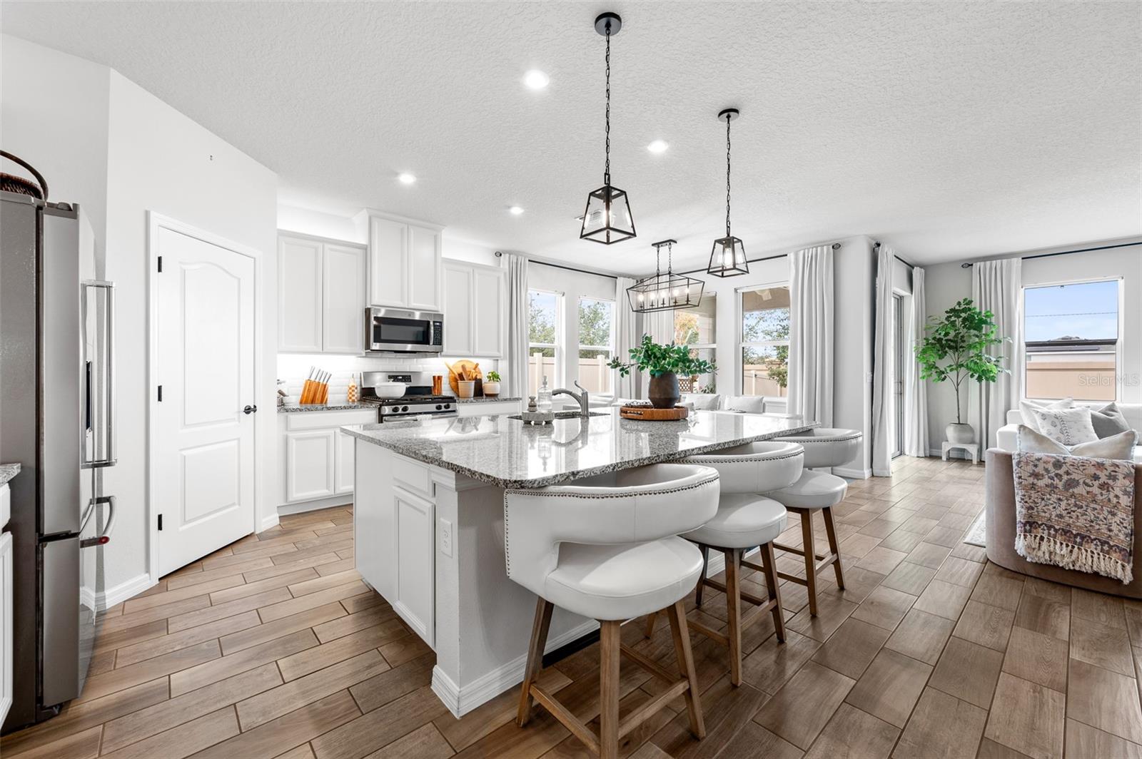 12212 BLUE PACIFIC DR