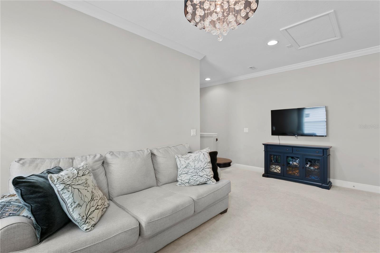 203 S AUDUBON AVE #2