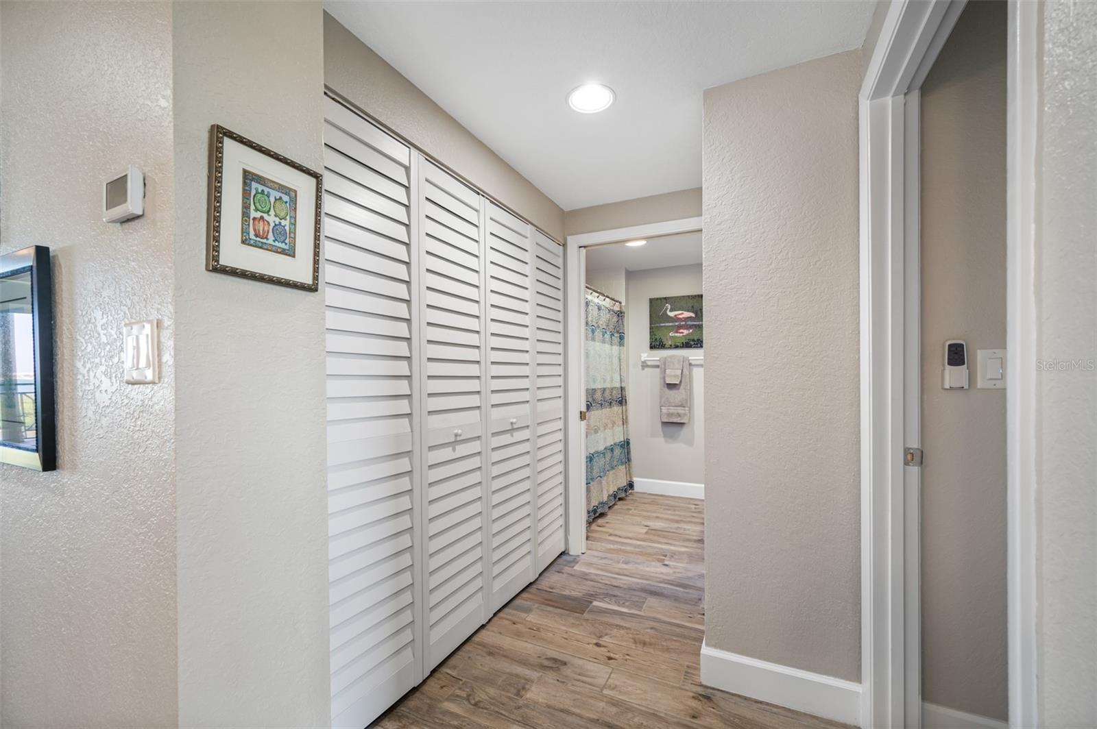 4801 OSPREY DR S #405