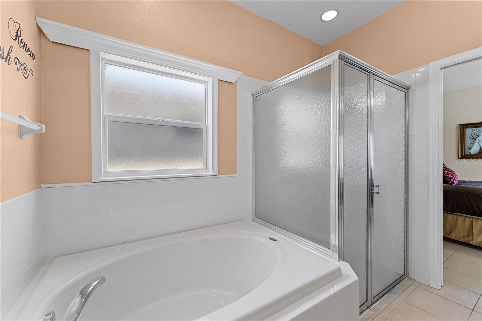 23312 KEY LARGO LOOP