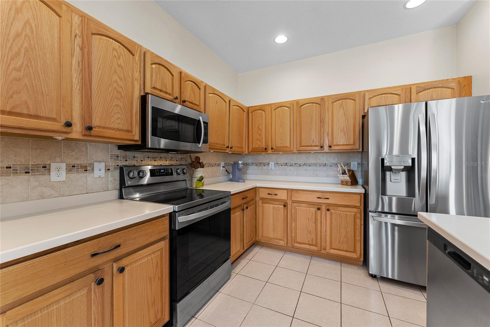 23312 KEY LARGO LOOP