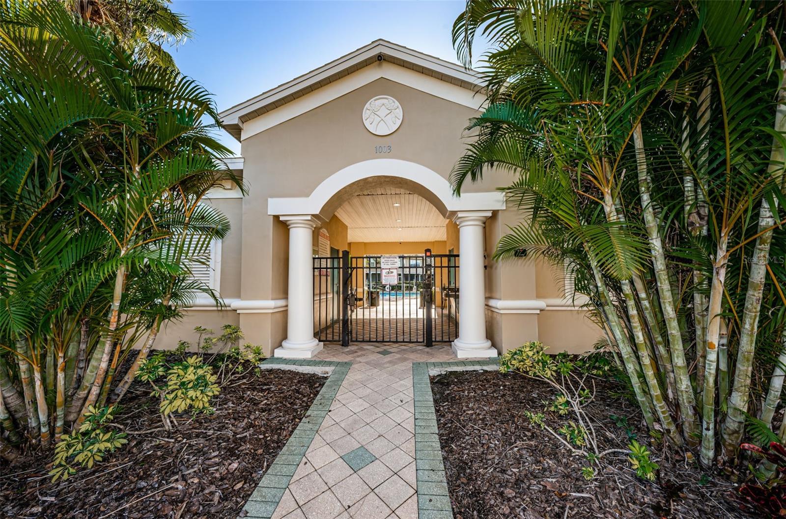 2817 CONCH HOLLOW DR