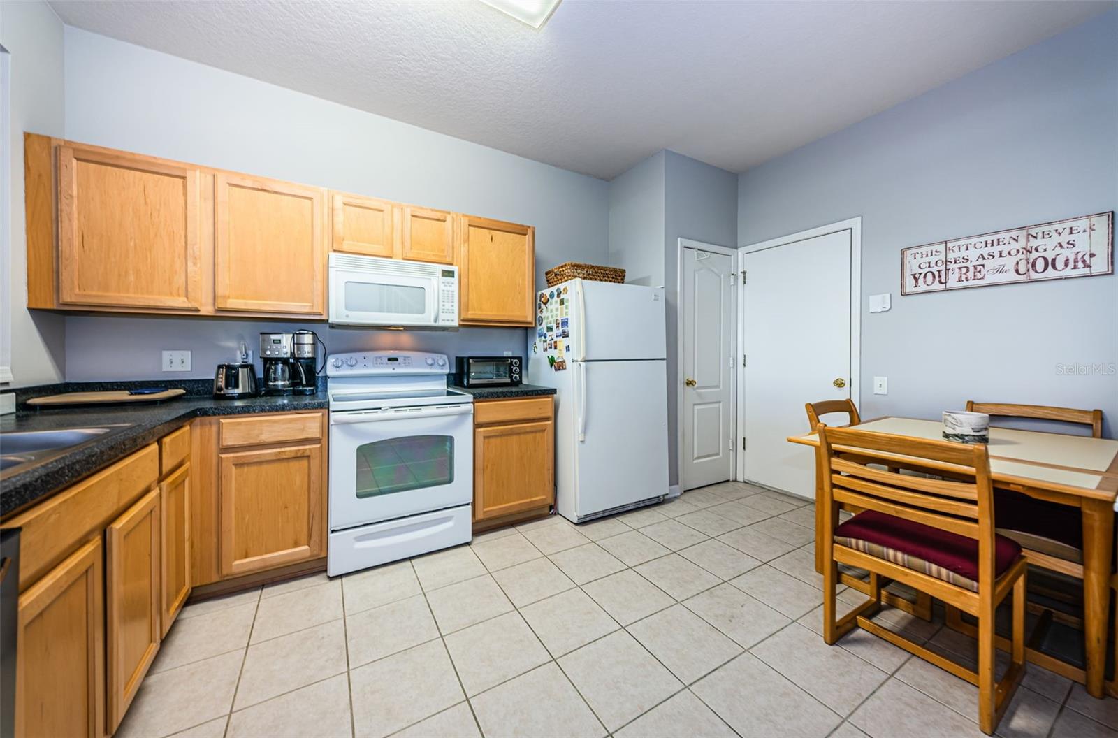 2817 CONCH HOLLOW DR