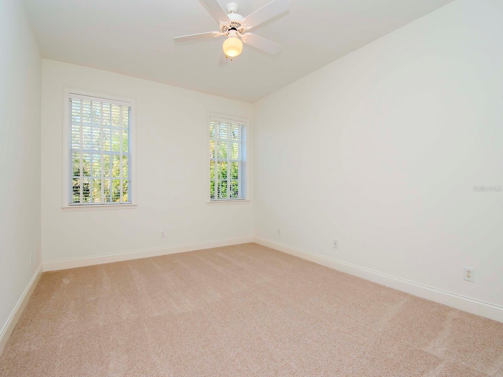 4417 W CULBREATH AVE