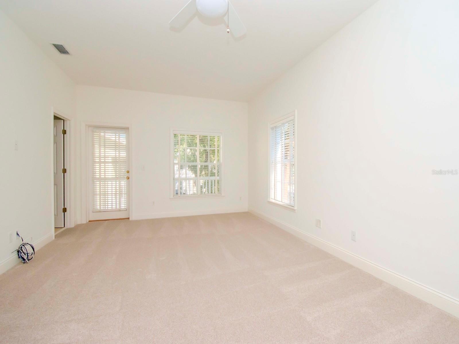 4417 W CULBREATH AVE