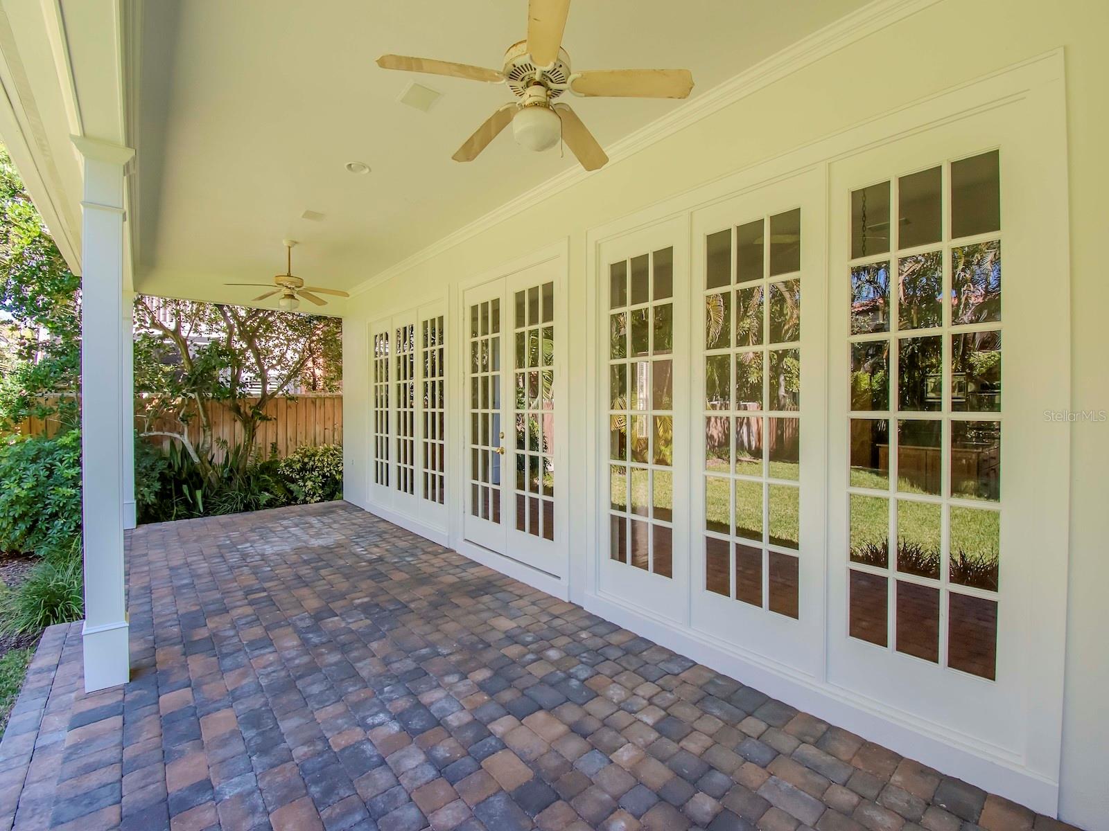 4417 W CULBREATH AVE