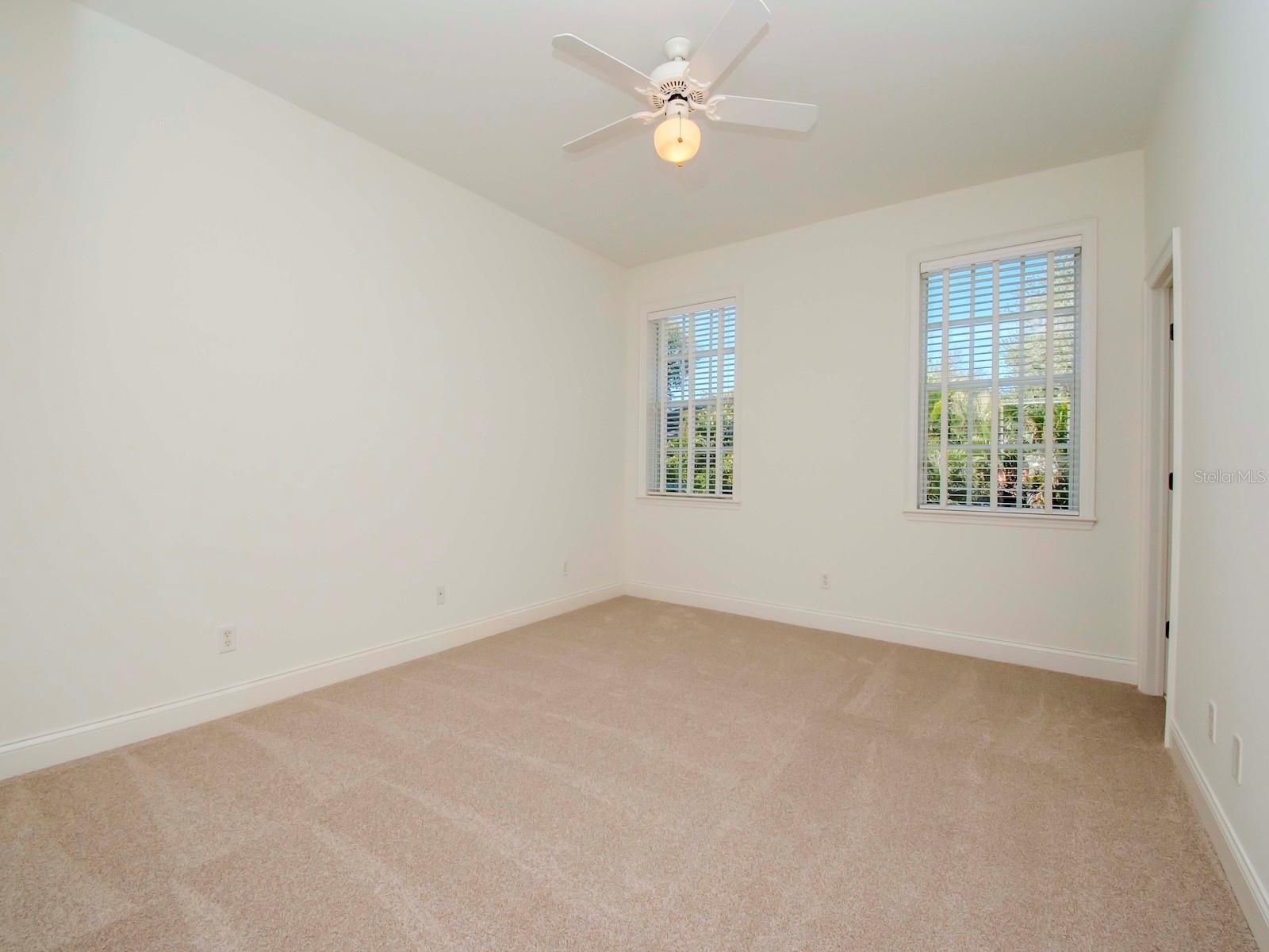 4417 W CULBREATH AVE