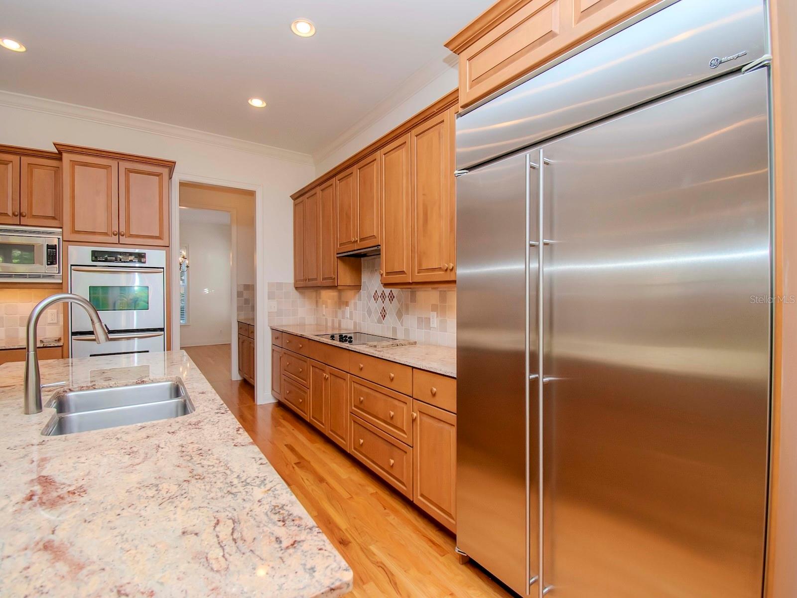 4417 W CULBREATH AVE