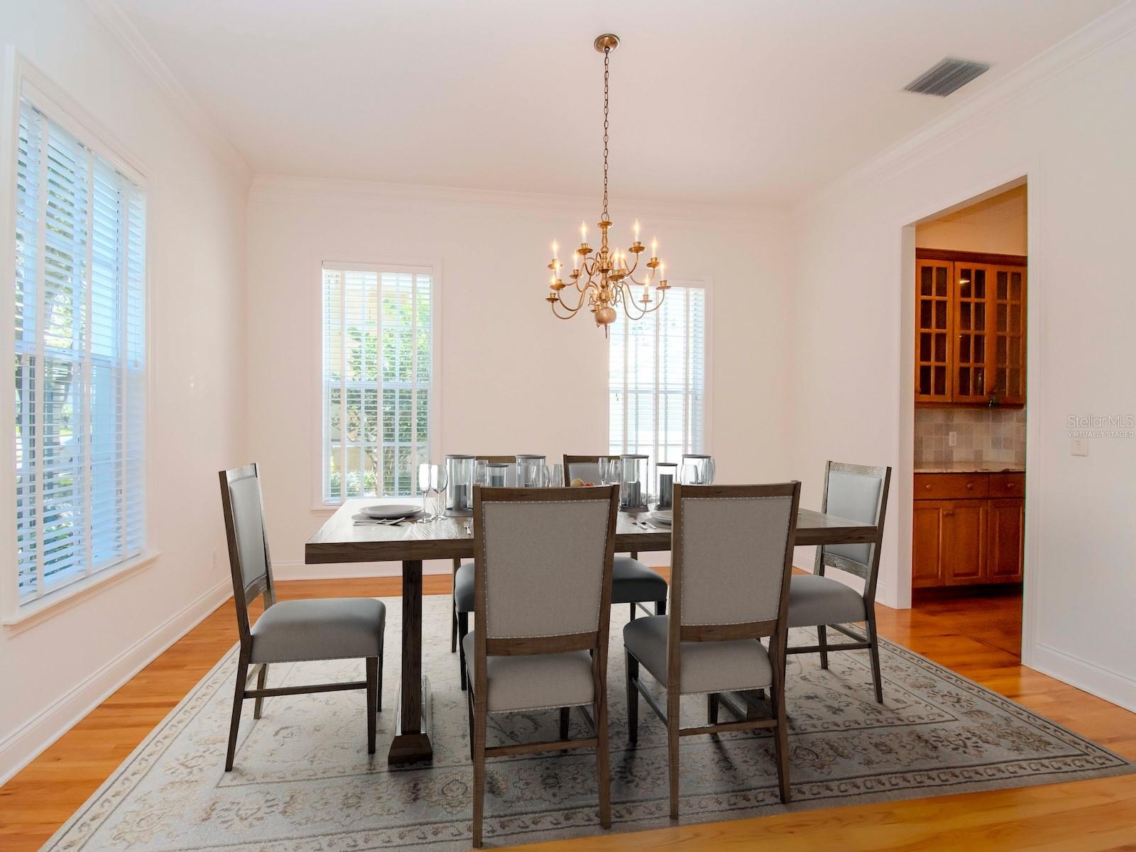 4417 W CULBREATH AVE