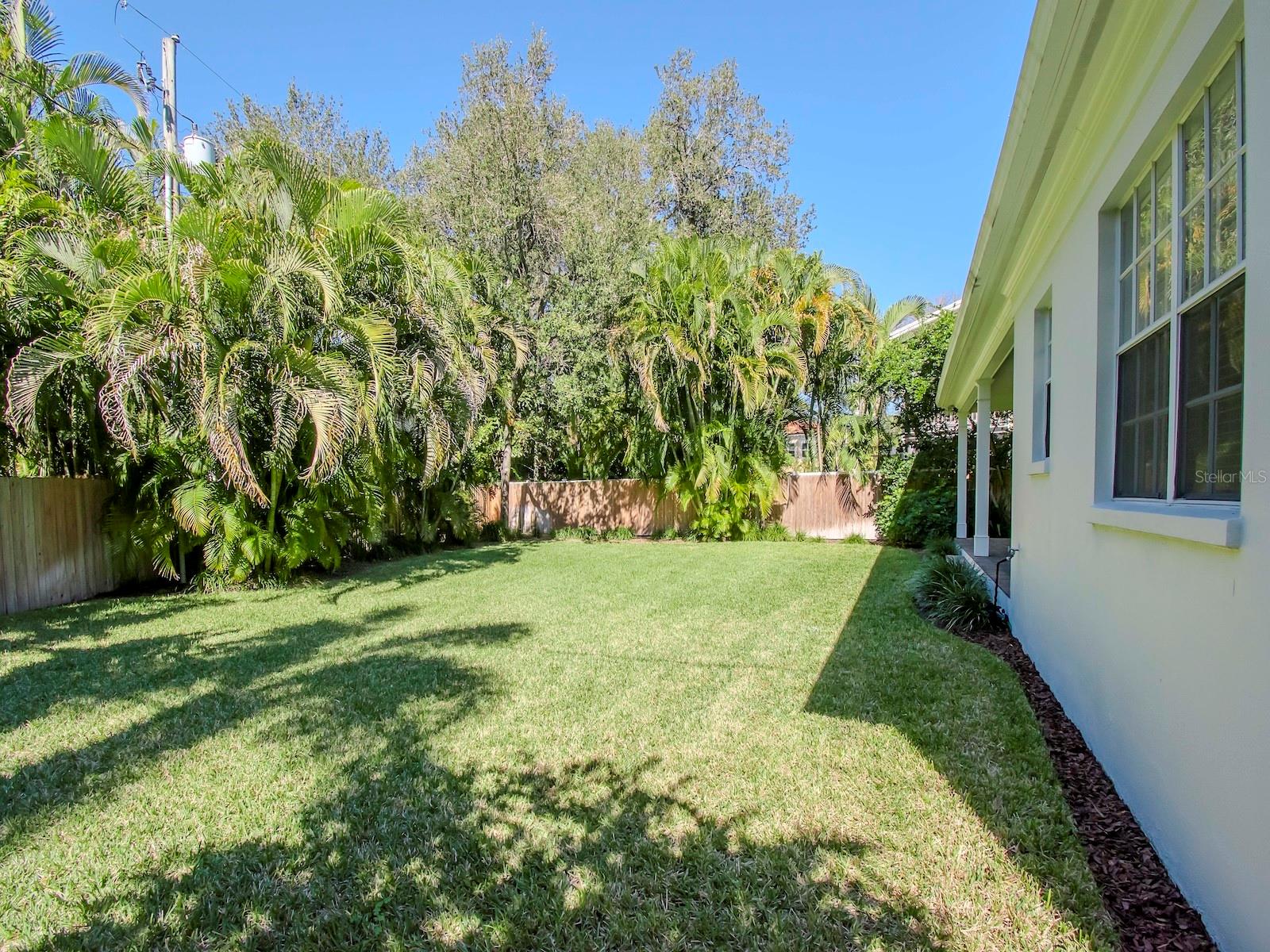 4417 W CULBREATH AVE