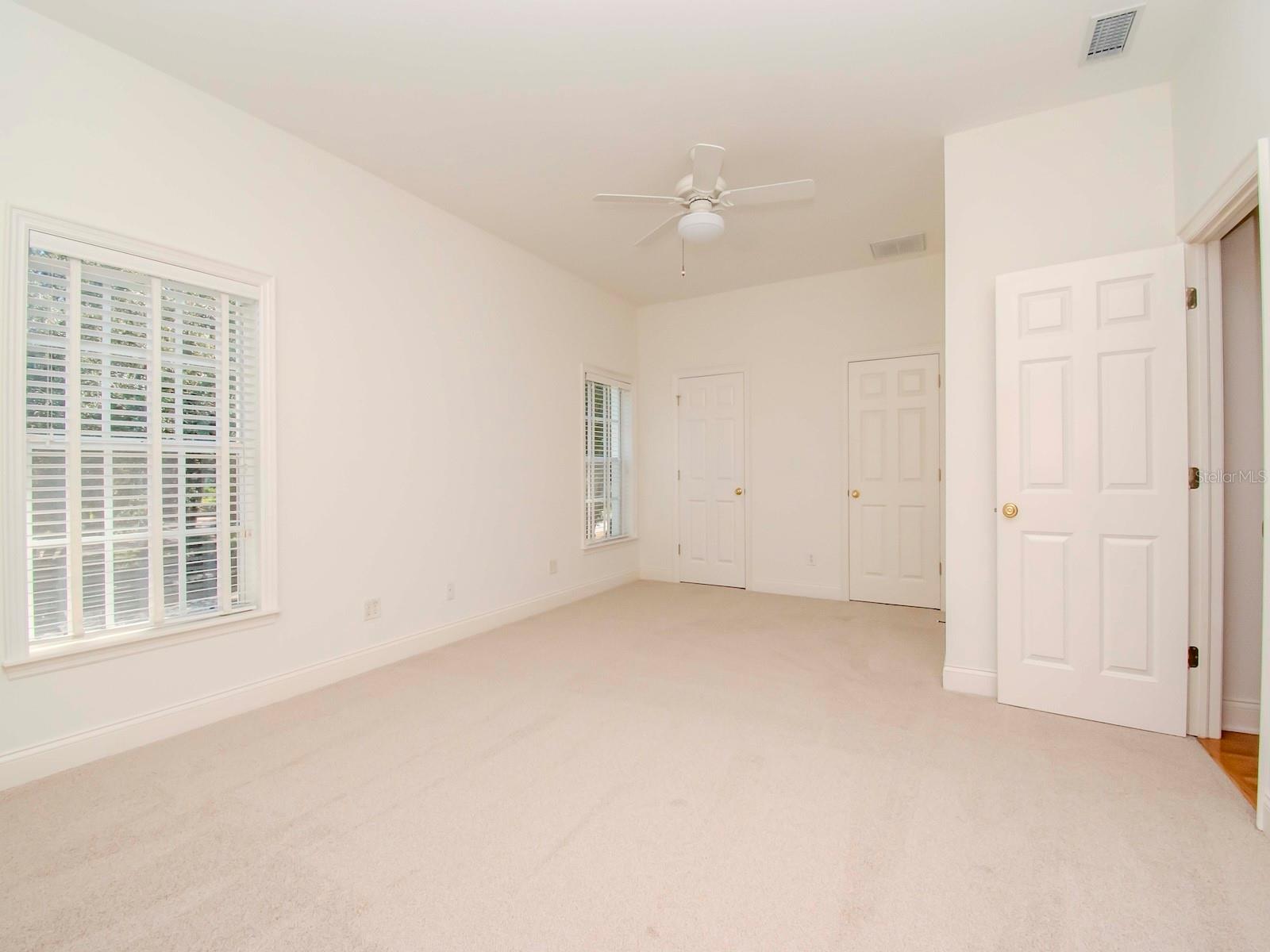 4417 W CULBREATH AVE