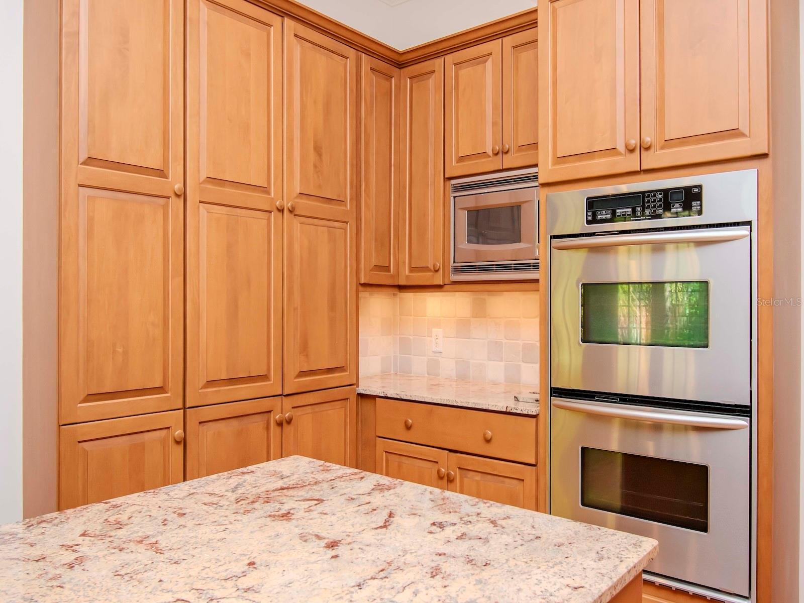 4417 W CULBREATH AVE