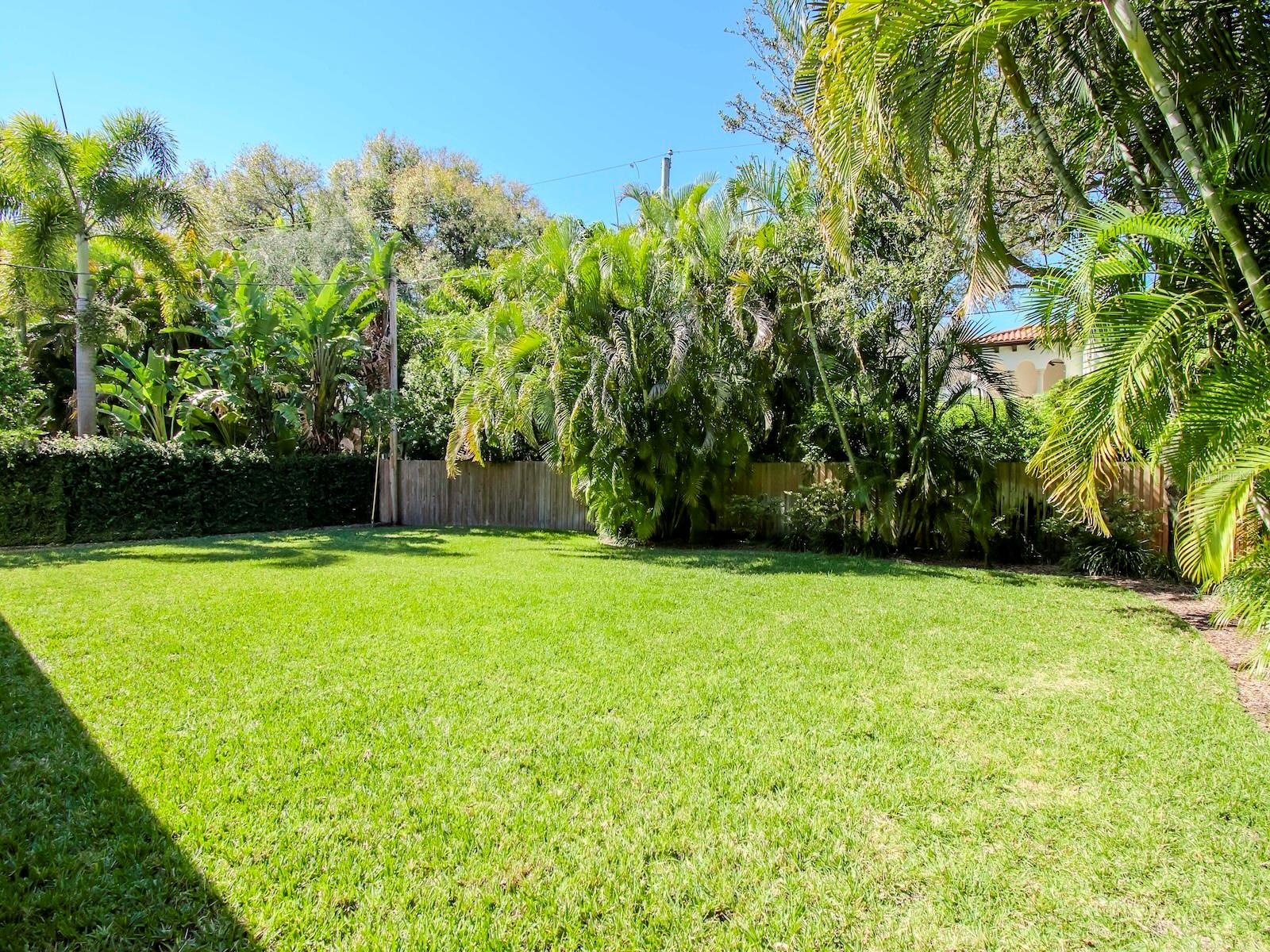 4417 W CULBREATH AVE