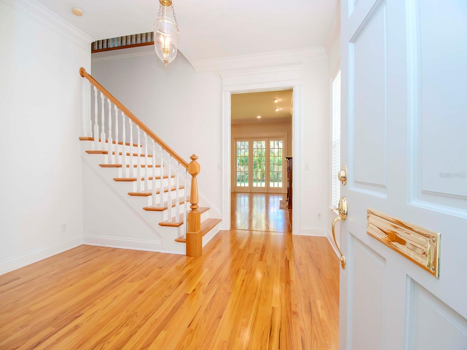 4417 W CULBREATH AVE