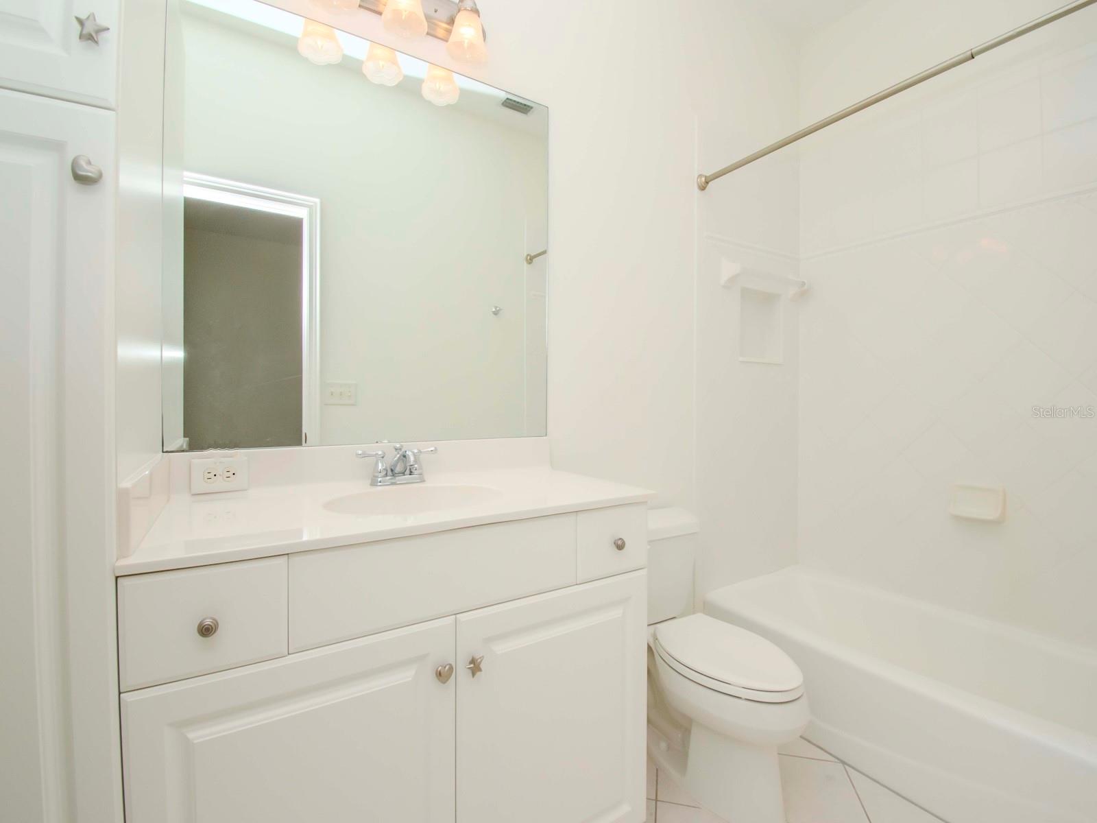 4417 W CULBREATH AVE