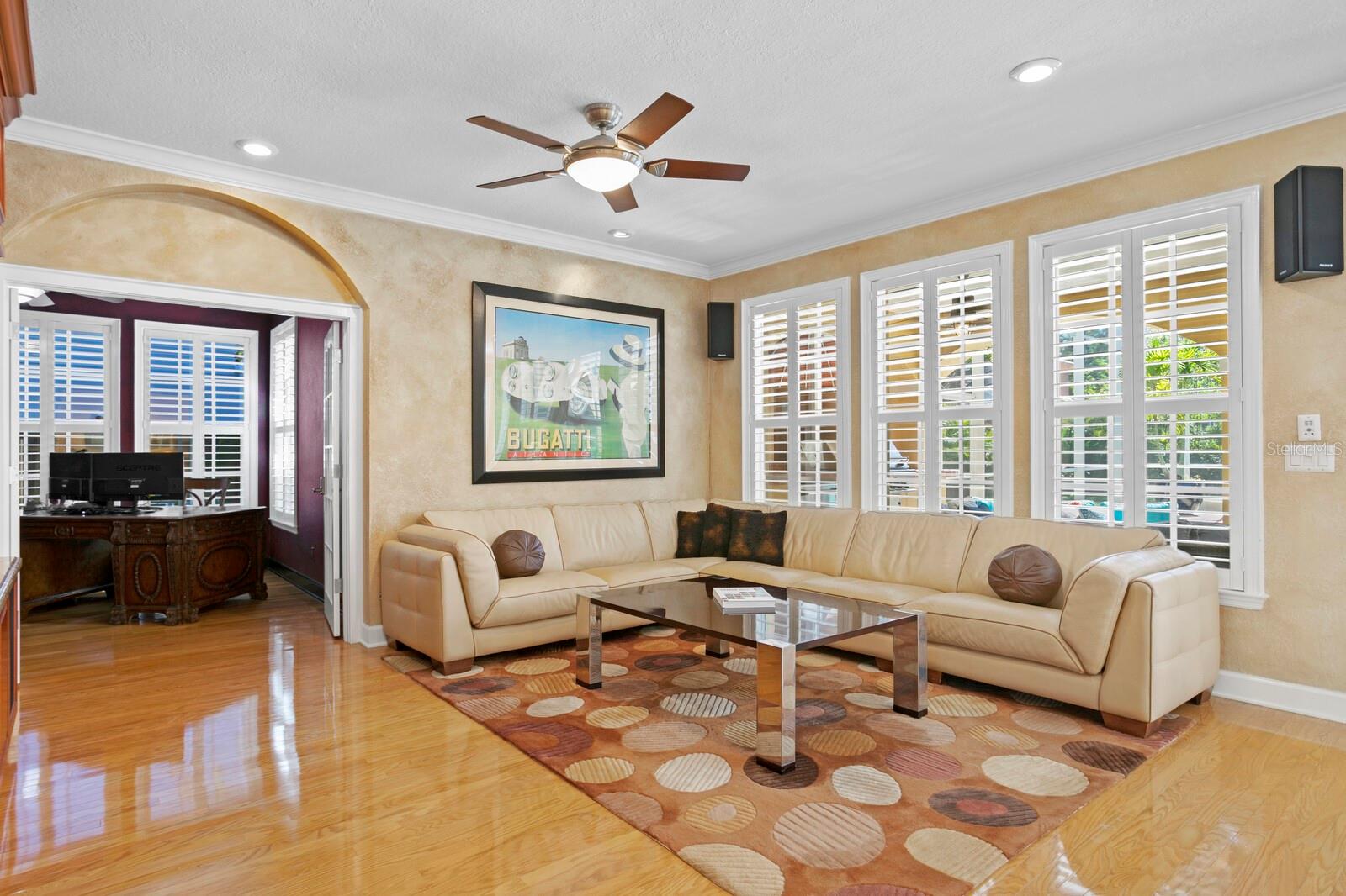 3114 W HARBOR VIEW AVE