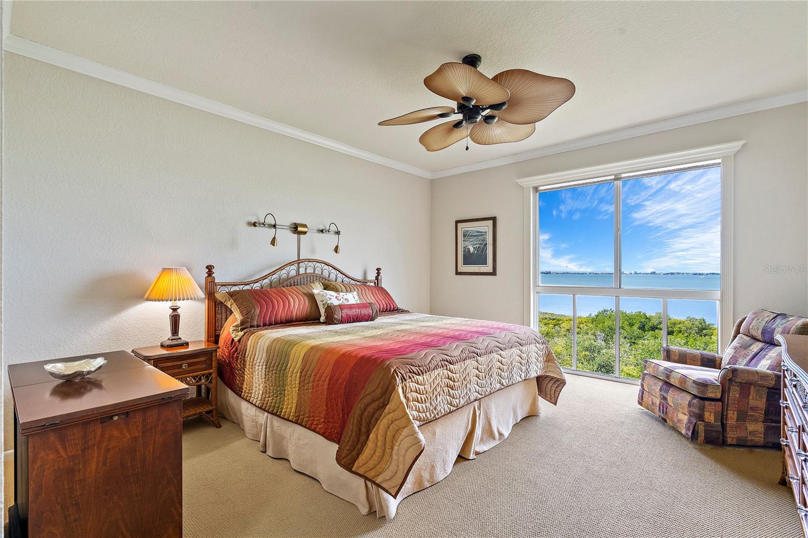 4737 DOLPHIN CAY LN S #407