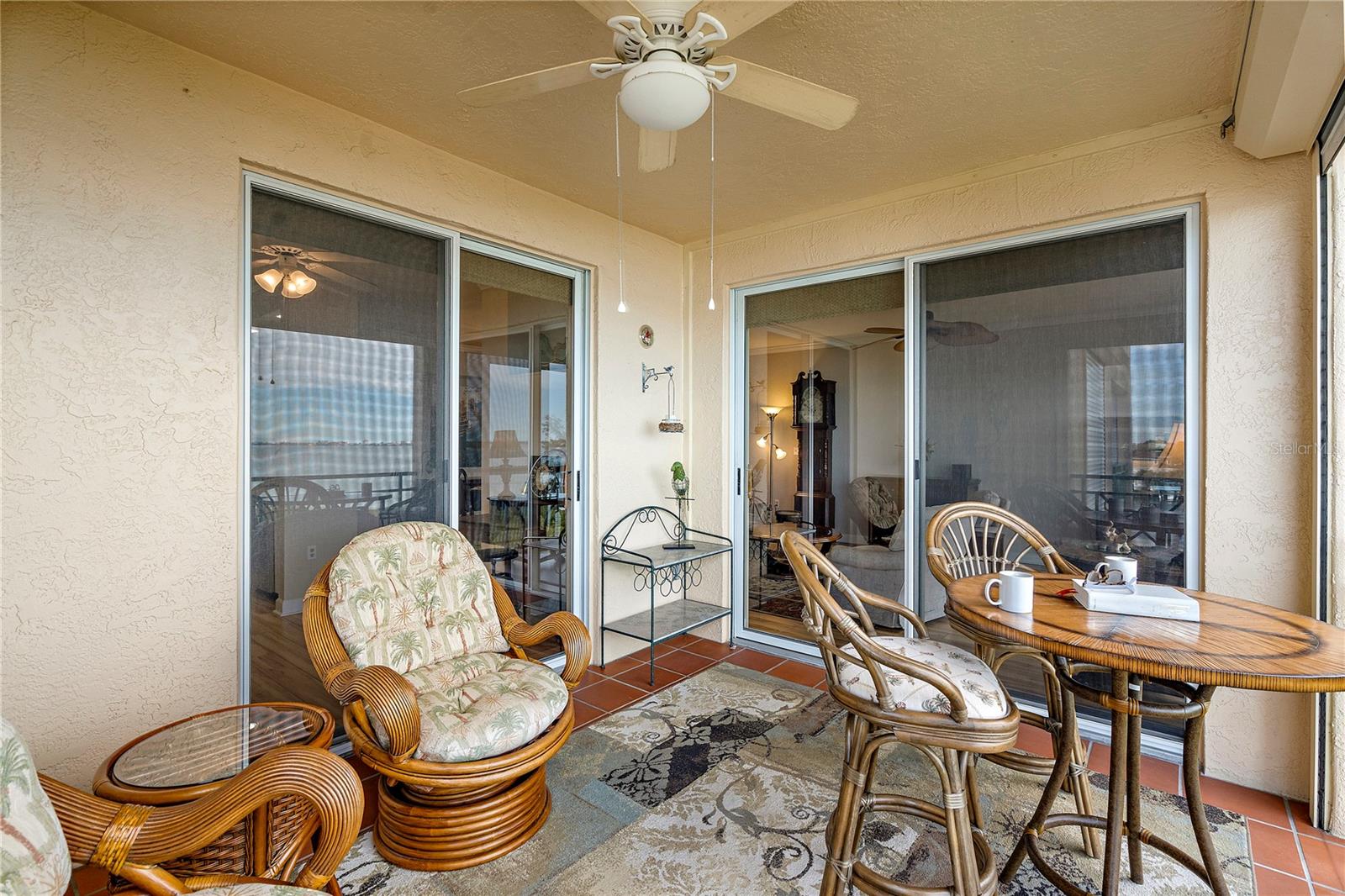 4737 DOLPHIN CAY LN S #407