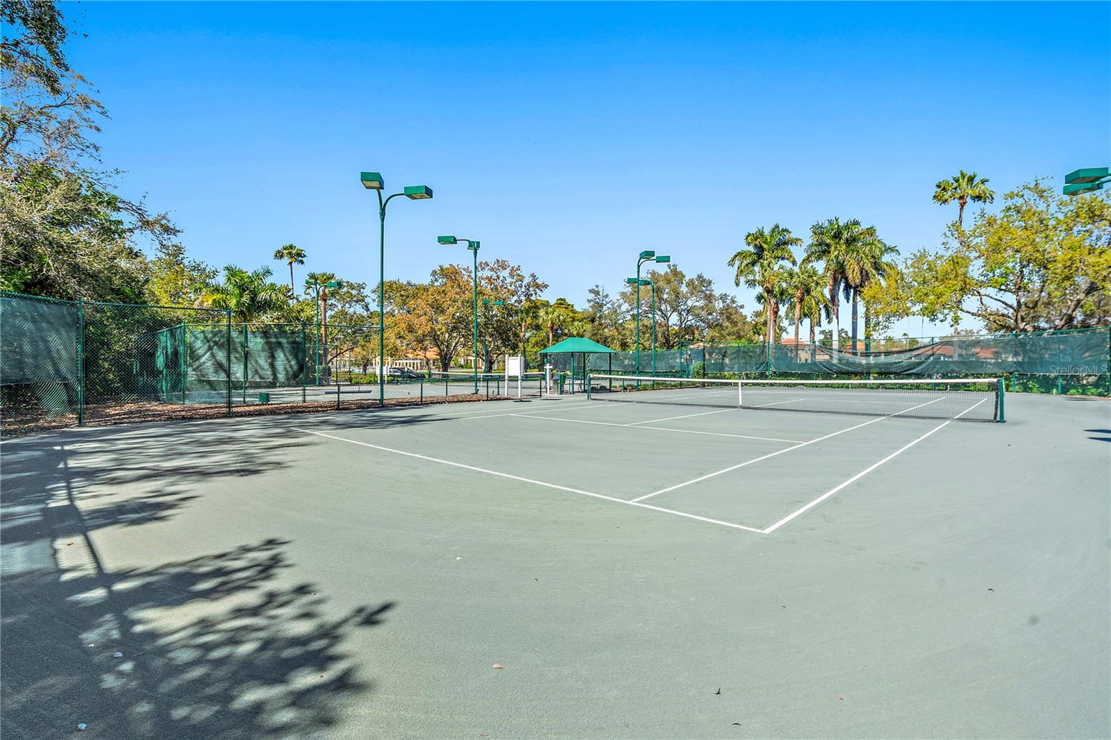 4737 DOLPHIN CAY LN S #407