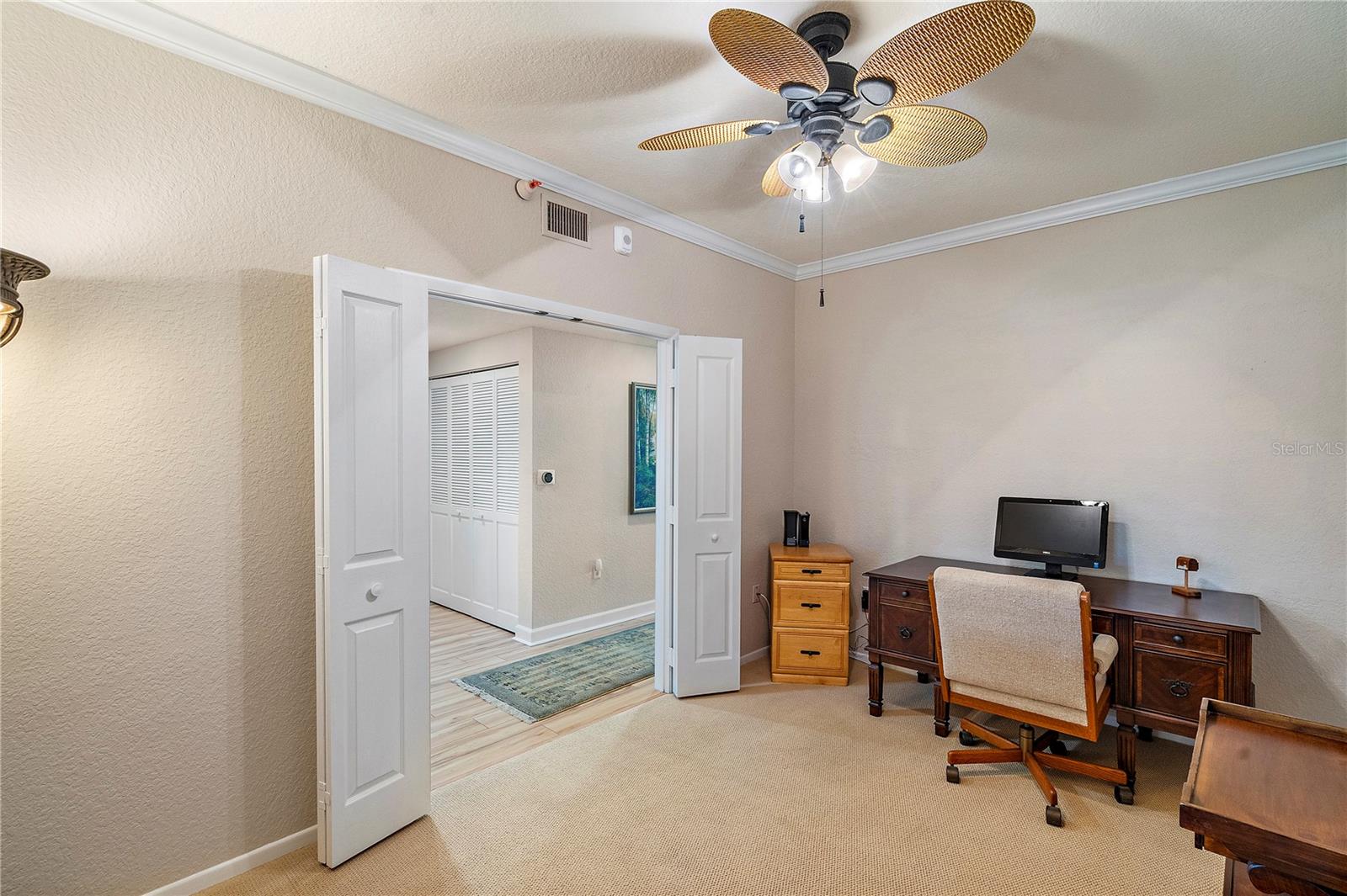 4737 DOLPHIN CAY LN S #407