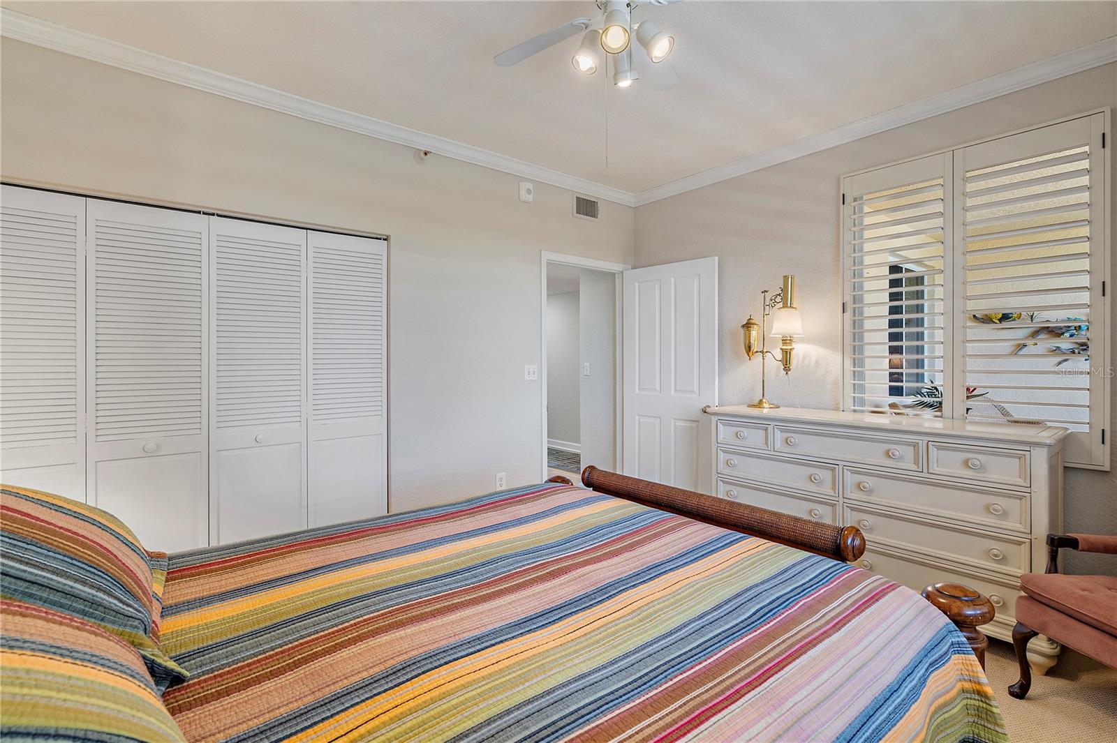 4737 DOLPHIN CAY LN S #407