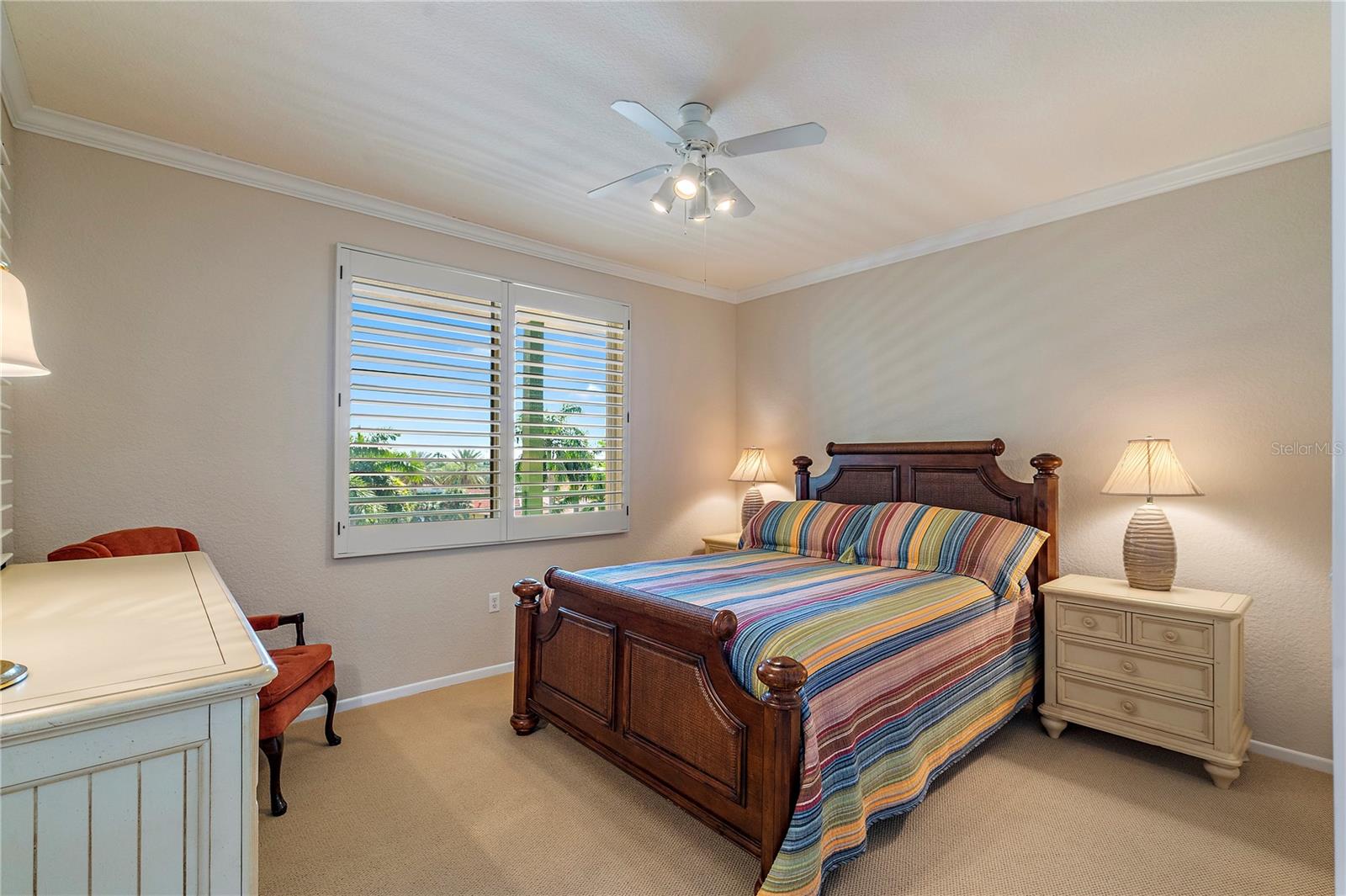 4737 DOLPHIN CAY LN S #407