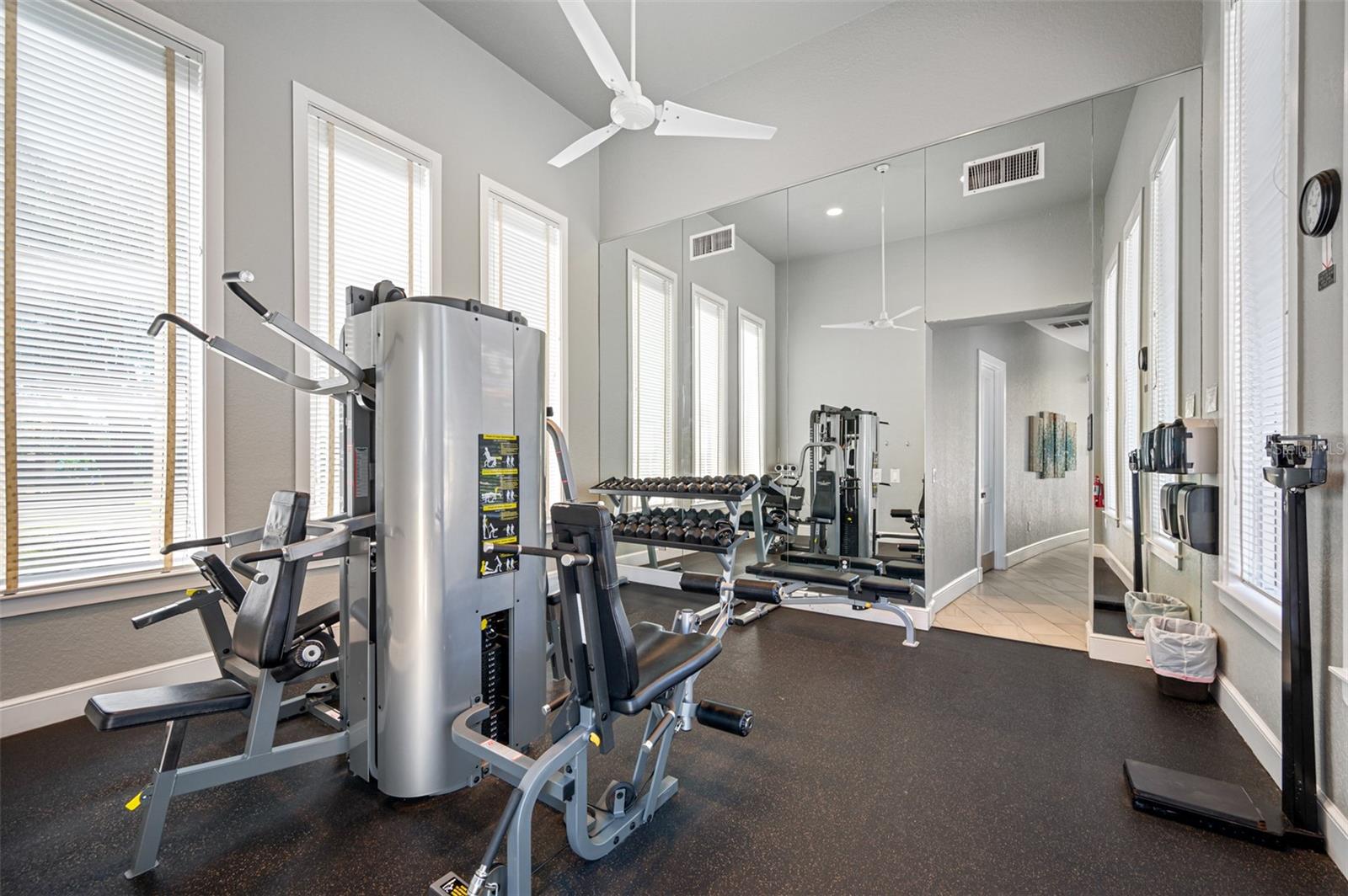 4737 DOLPHIN CAY LN S #407