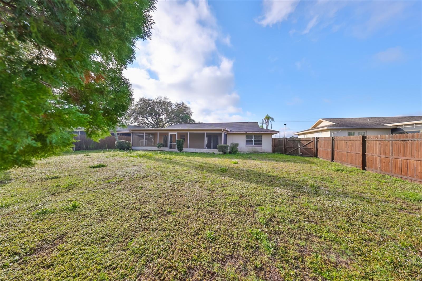 603 APOLLO BEACH BLVD