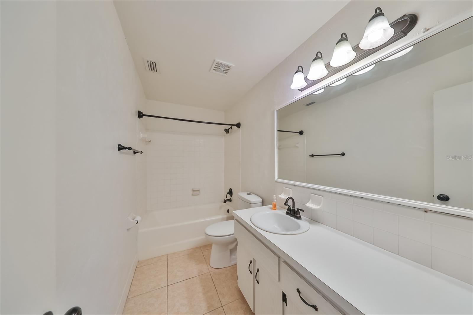 603 APOLLO BEACH BLVD